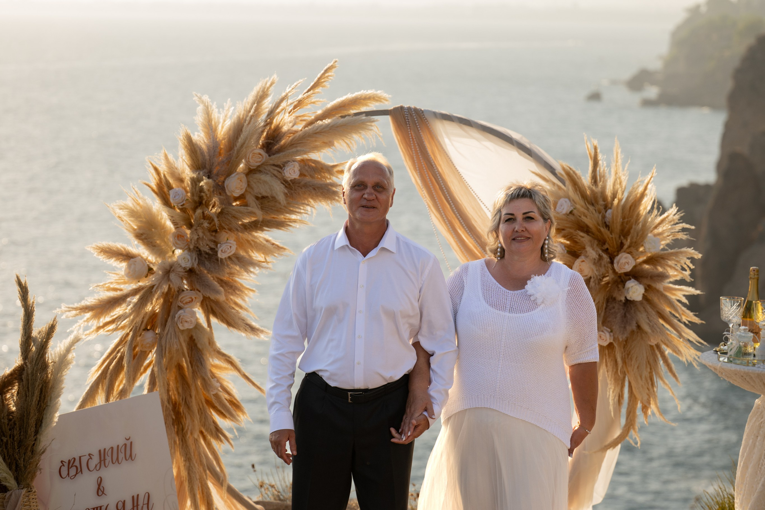 Cliffside Photoshoot in Antalya — Antalya photographer