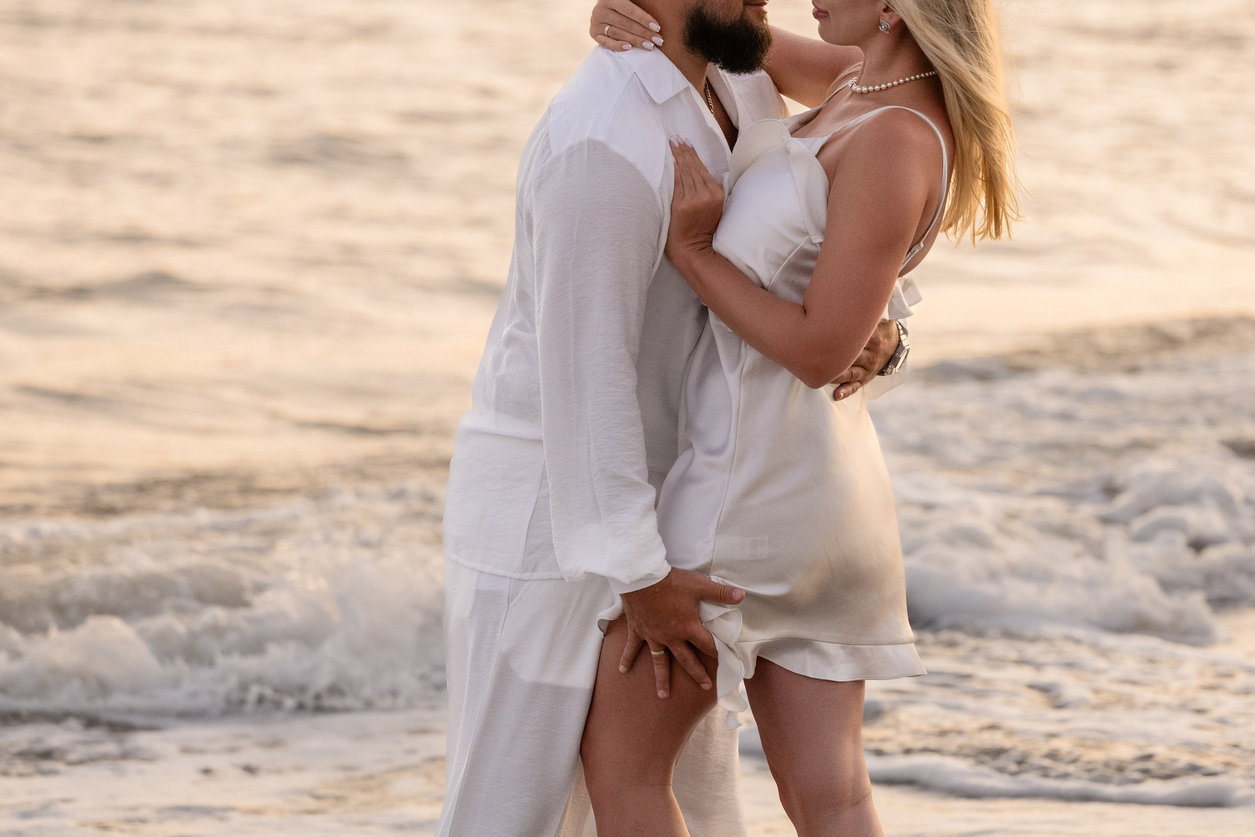 Белек —фотосессия на песчаном пляже на закате солнца. PHOTOGRAPHER IN ANTALYA KEMER BELEK SIDE ALANYA