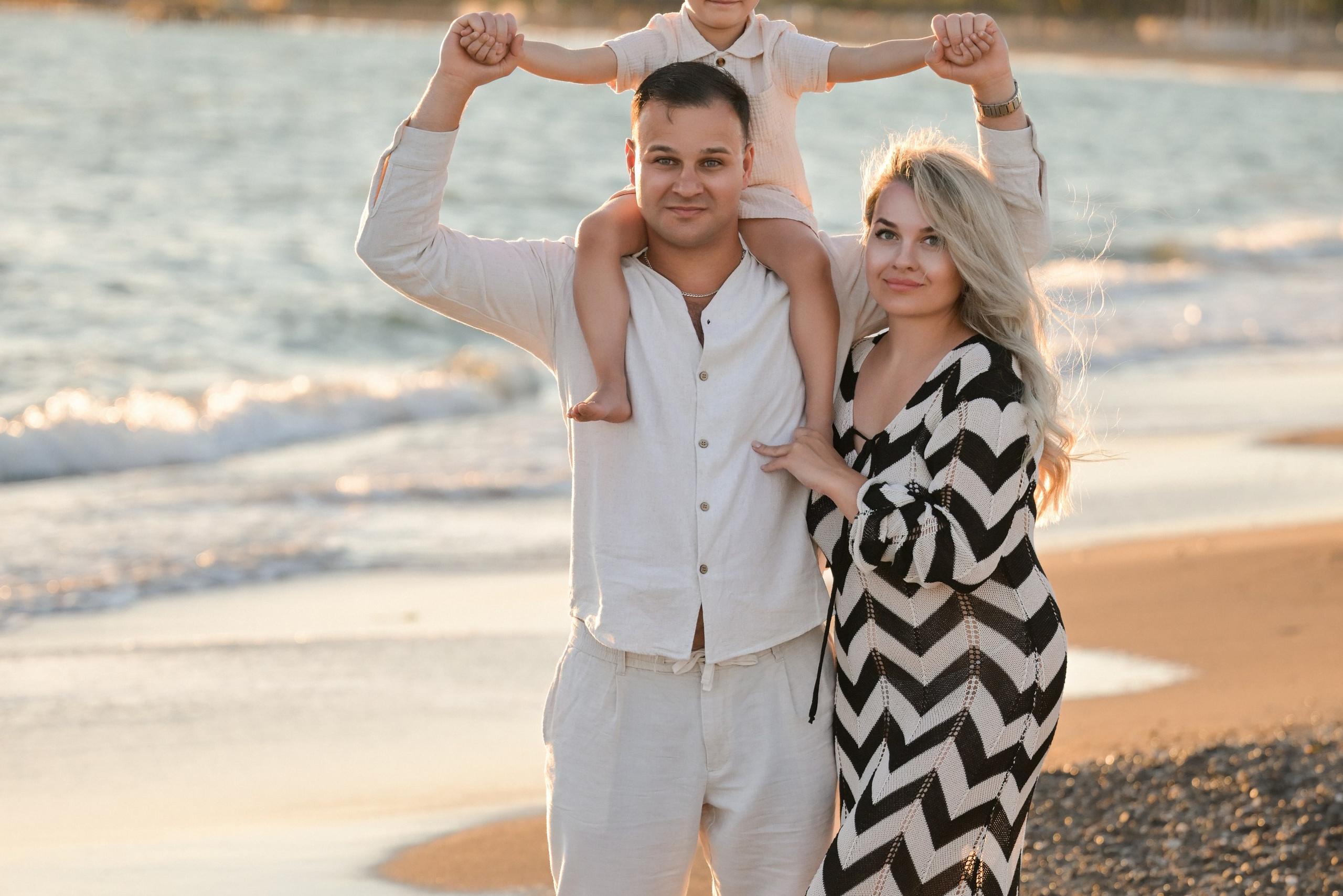 Белек —фотосессия на песчаном пляже на закате солнца. PHOTOGRAPHER IN ANTALYA KEMER BELEK SIDE ALANYA