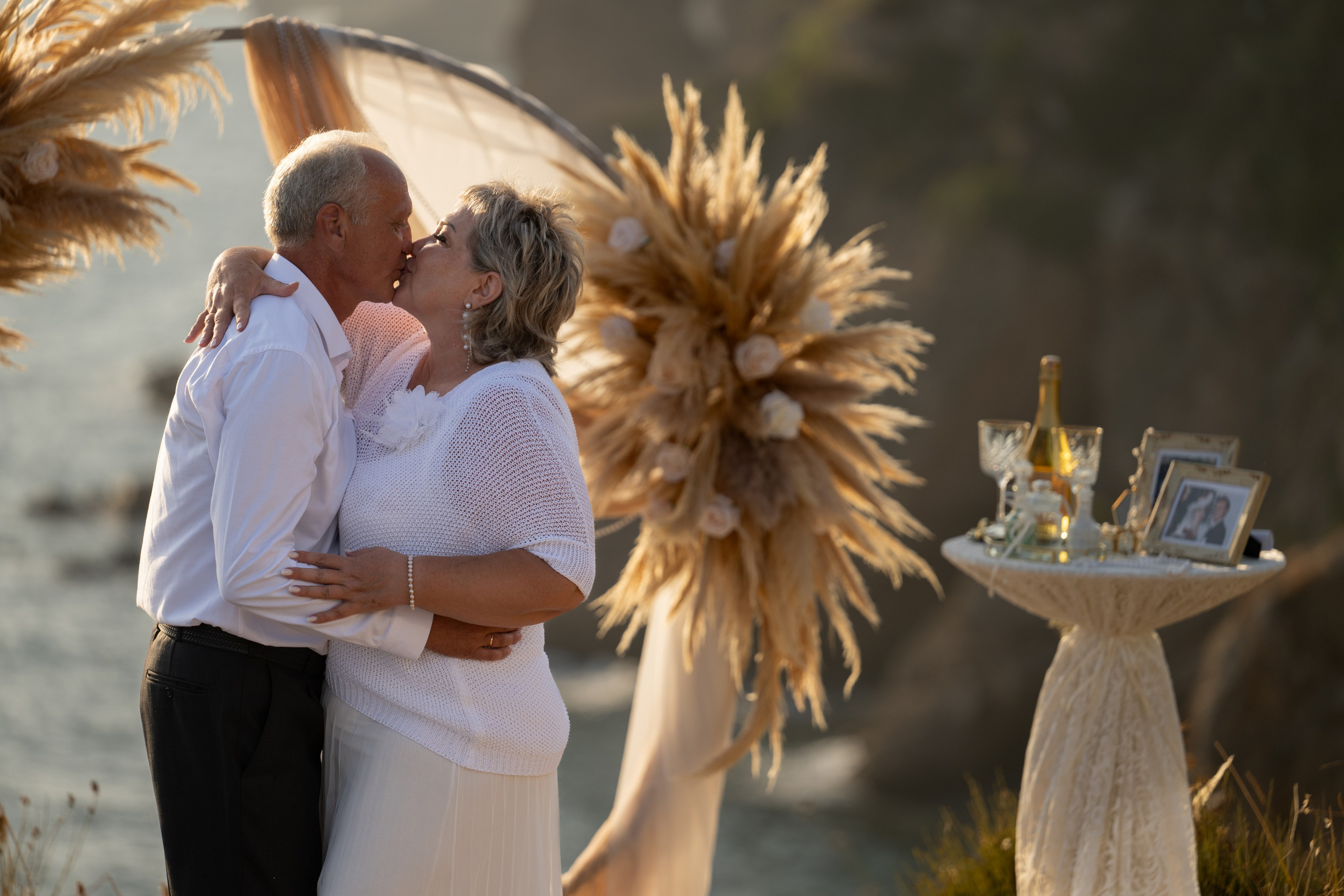 Cliffside Photoshoot in Antalya — Antalya photographer