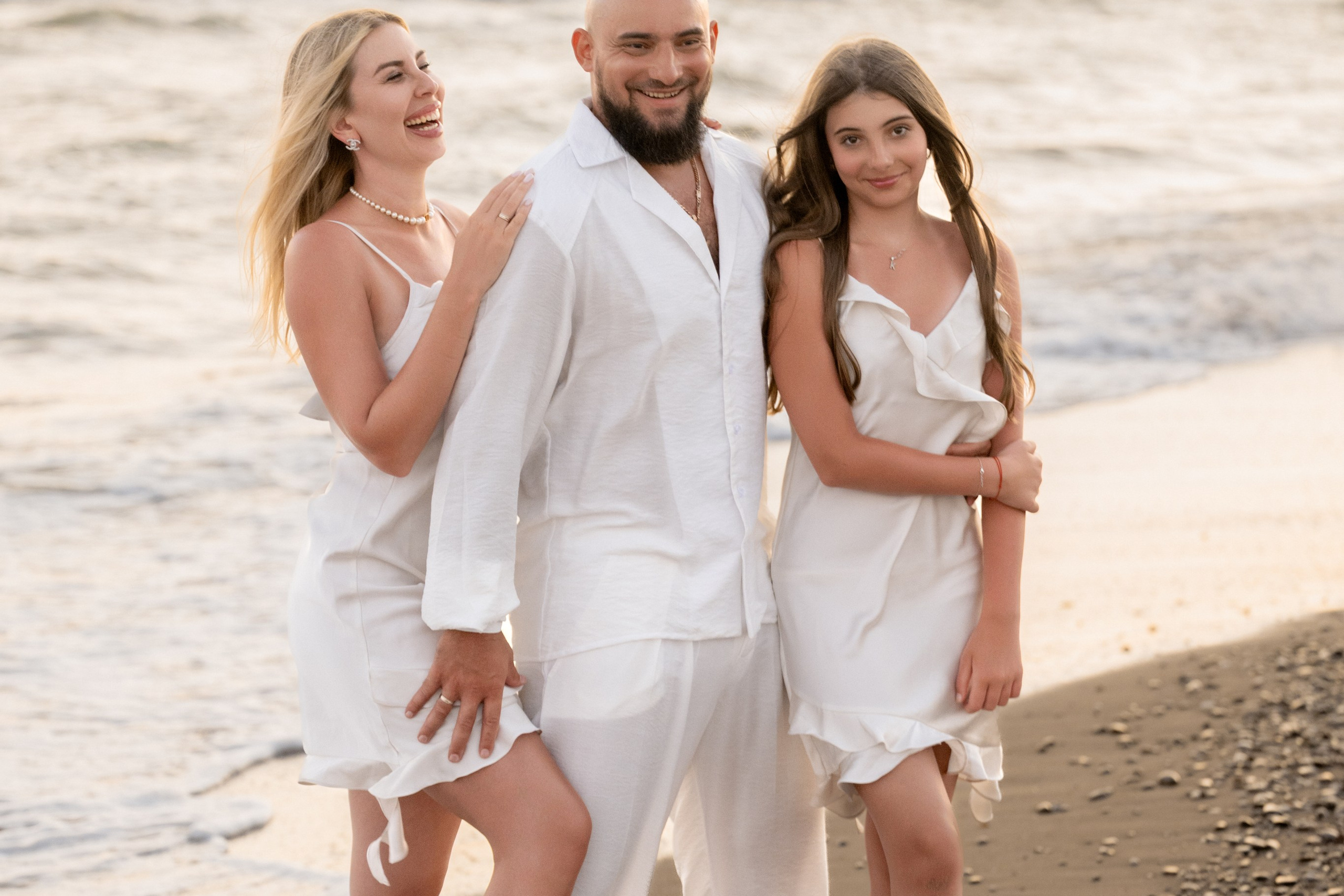 Белек —фотосессия на песчаном пляже на закате солнца. PHOTOGRAPHER IN ANTALYA KEMER BELEK SIDE ALANYA