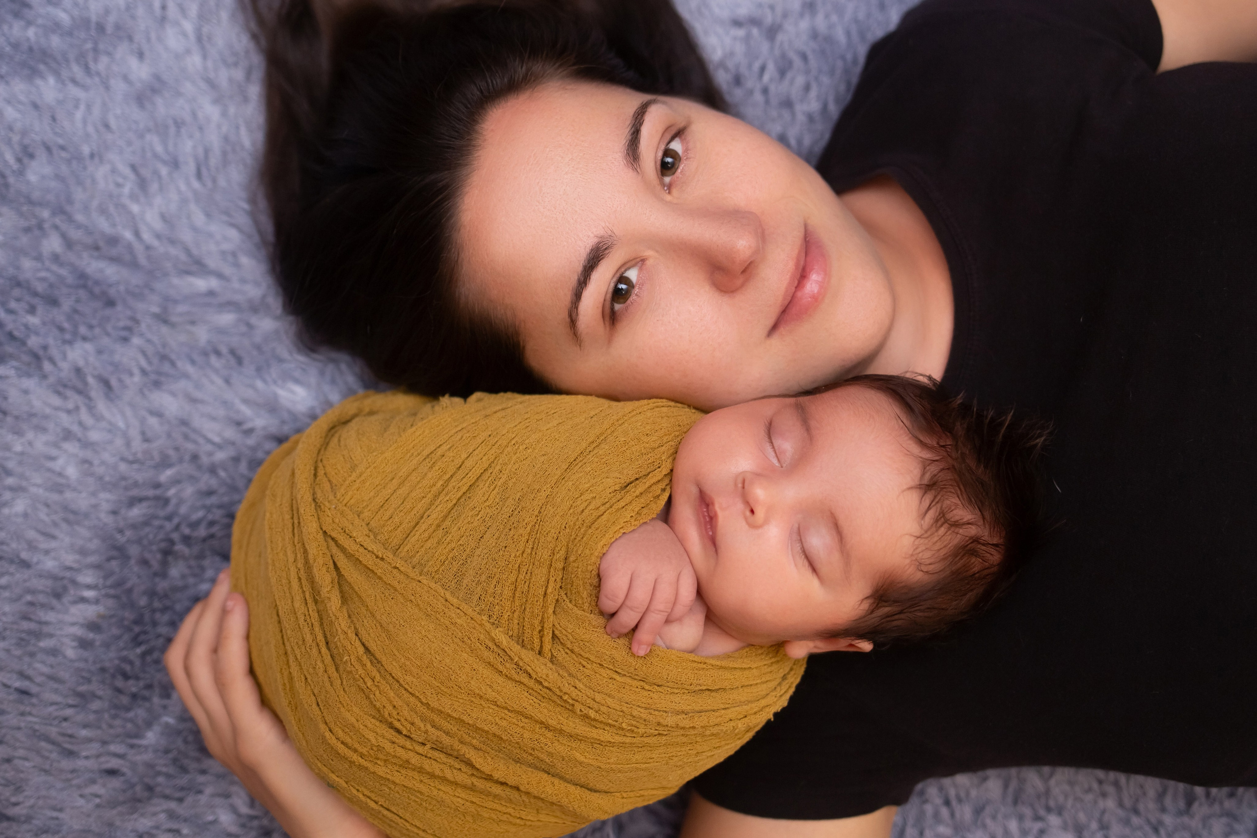 Natural family photography with a newborn baby