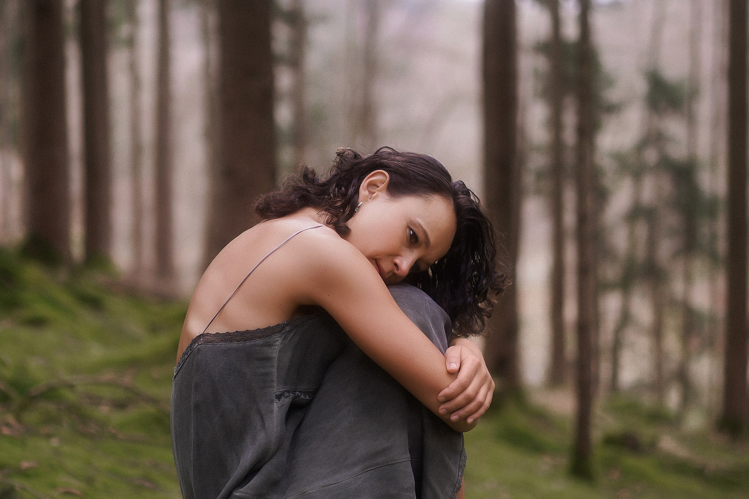 Loving family in summer. Portraitfotografie in Gründau Elena Ohnstedt