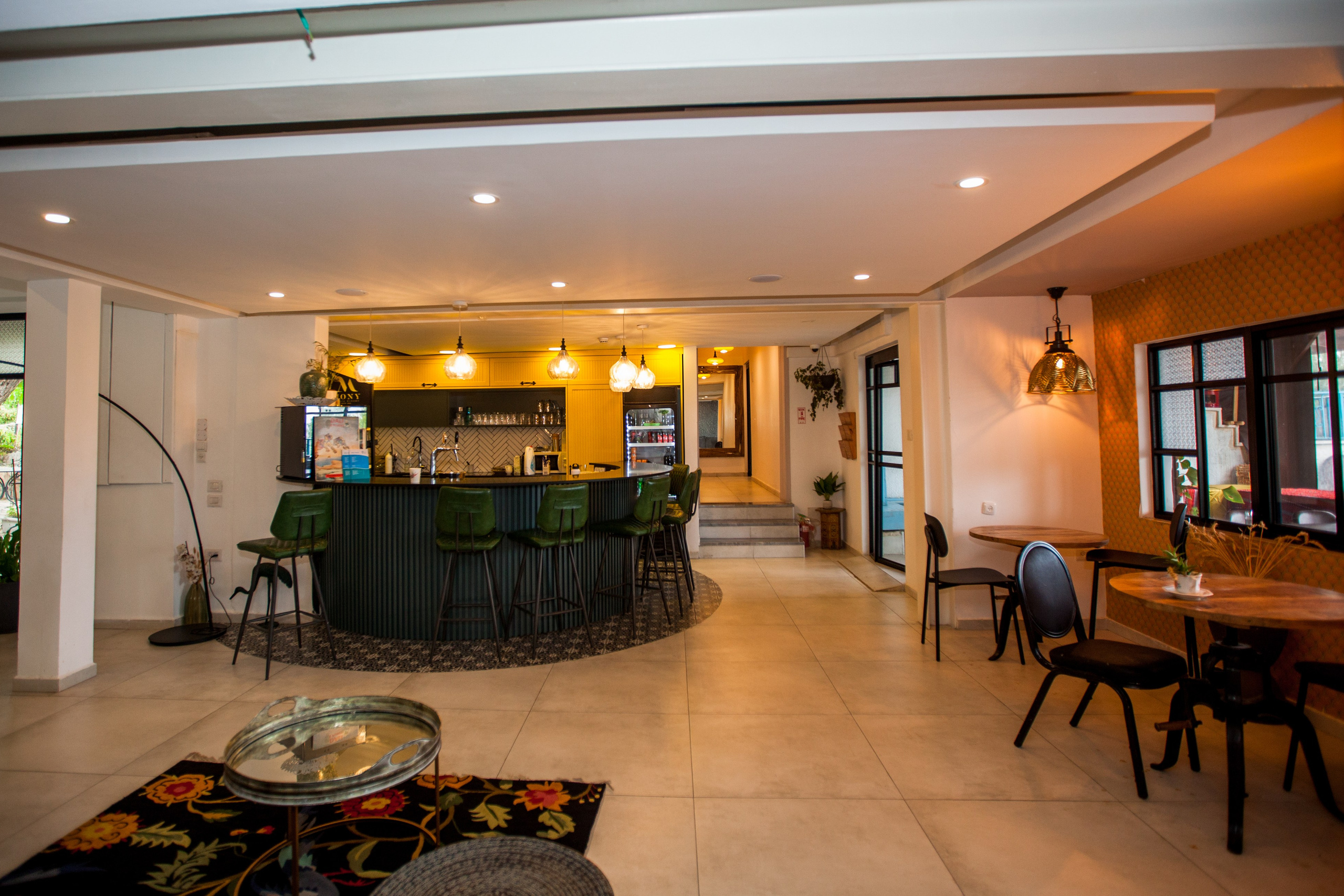 Neve Shalom Hotel. Photographer and videographer in Tel Aviv Mary Pann