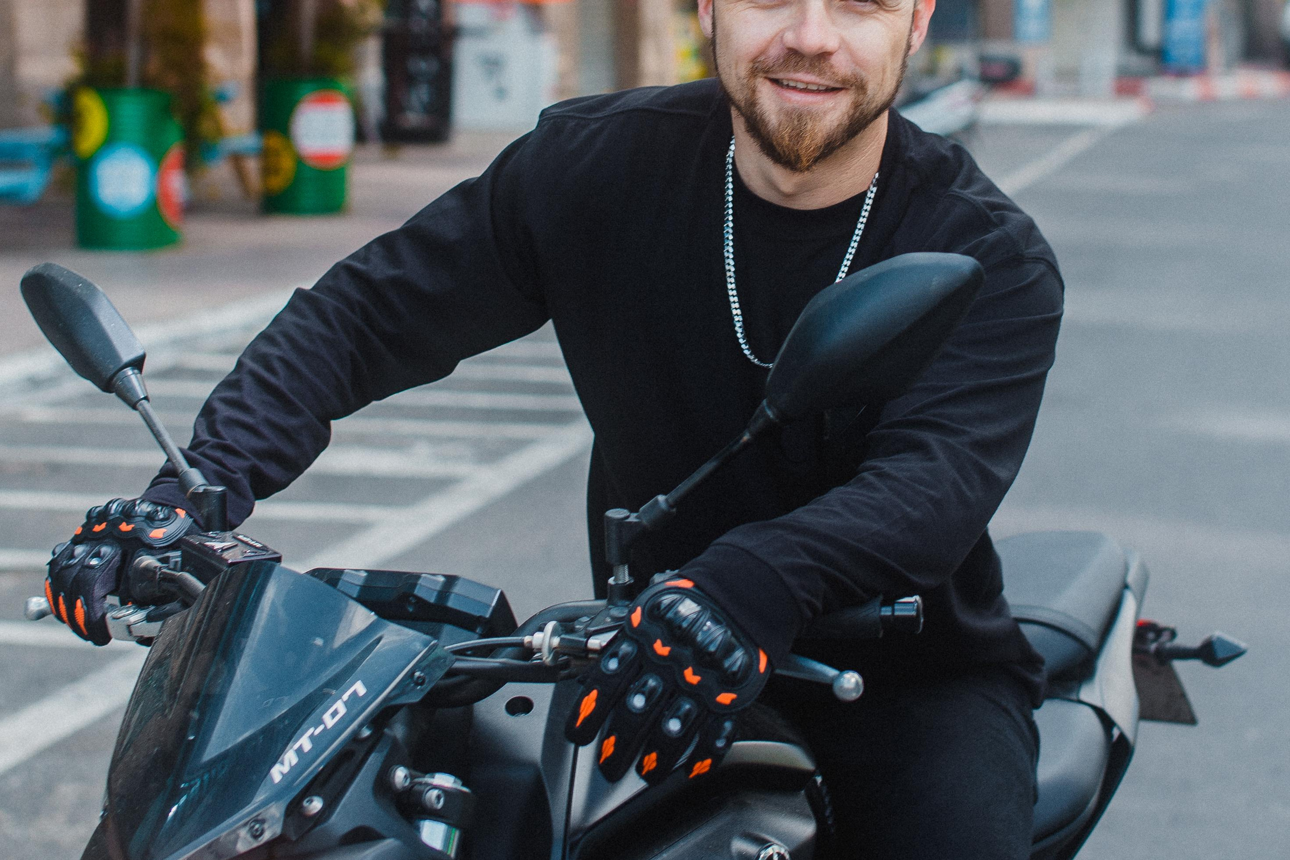 MEN-Business+portrait shoot (Bursa Ramatgan). Photographer and videographer in Tel Aviv Mary Pann