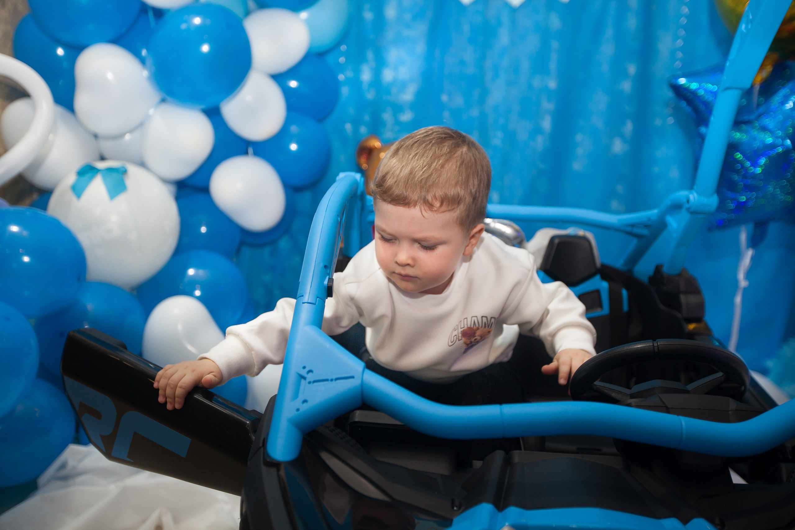 Reportage Alex BiRTHDAY. Photographer and videographer in Tel Aviv Mary Pann