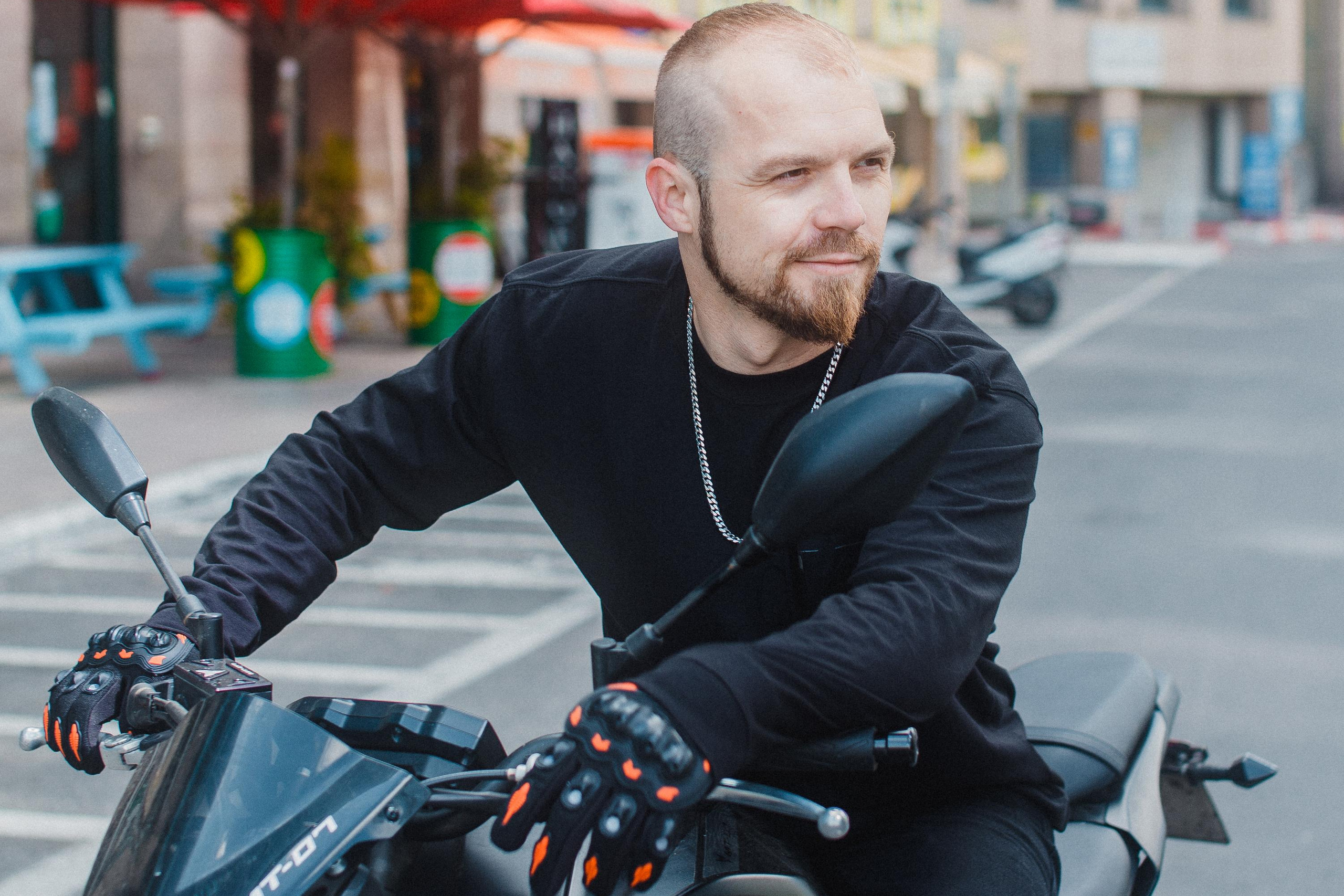 MEN-Business+portrait shoot (Bursa Ramatgan). Photographer and videographer in Tel Aviv Mary Pann