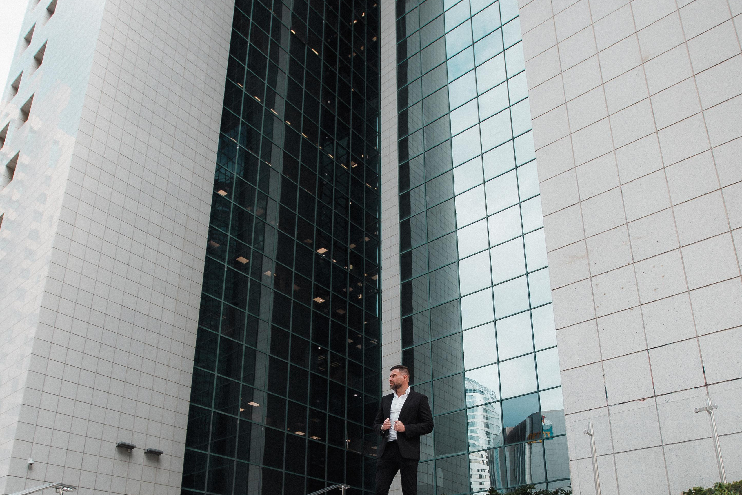 MEN-Business shoot. Idan (Bursa, Ramatgan). Photographer and videographer in Tel Aviv Mary Pann