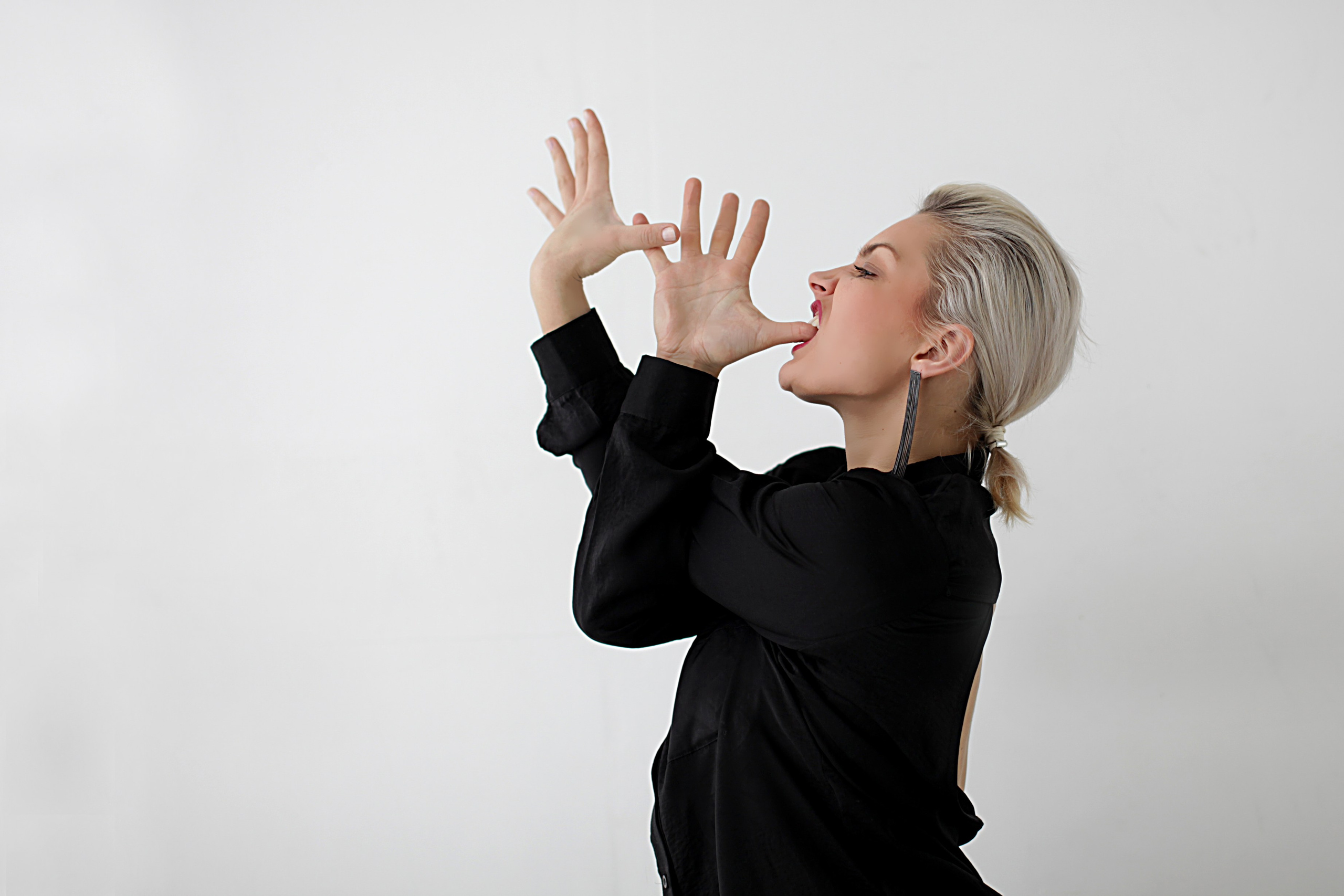 Studio. Photographer and videographer in Tel Aviv Mary Pann