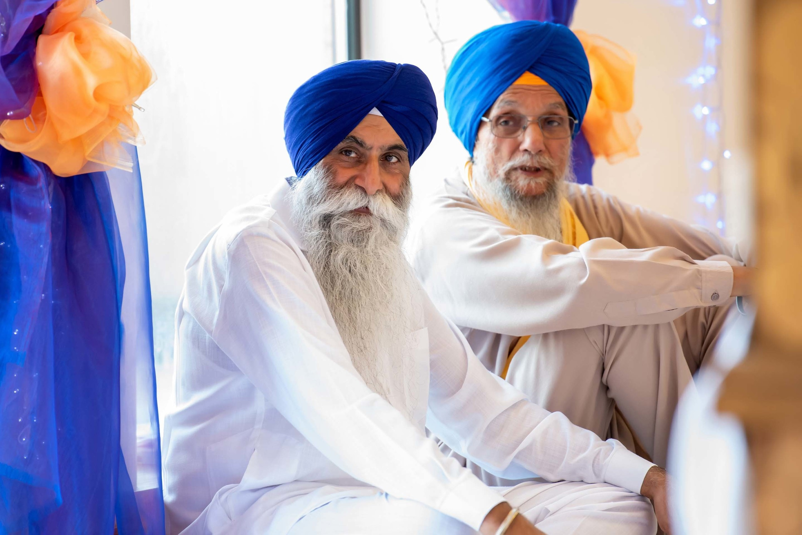 Wedding photographer Guru Nanak Darbar Gurdwara London UK Nikon D850 Granthi