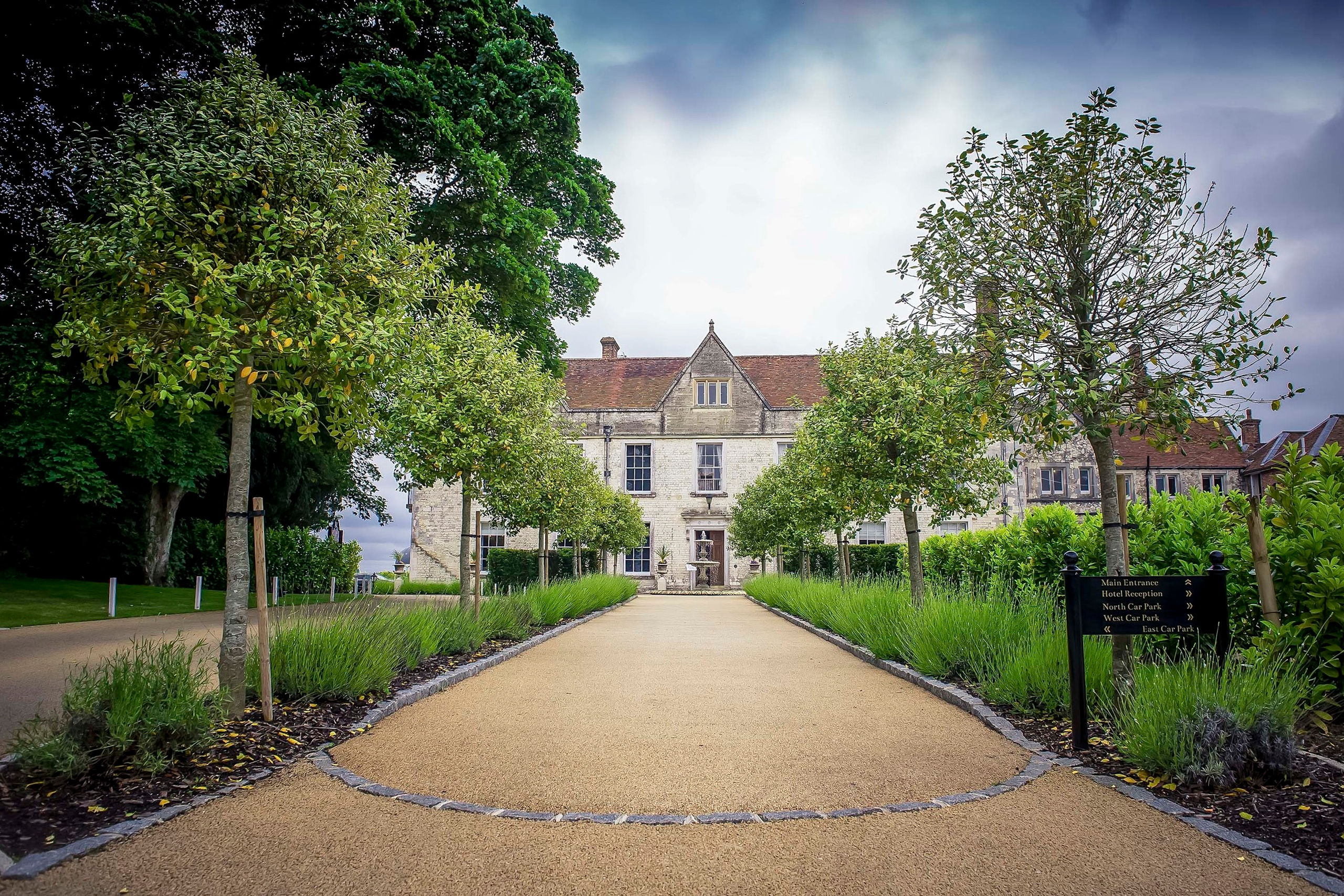 Wedding photographer Froyle Park Country Estate, Hampshire Surrey UK Nikon D850