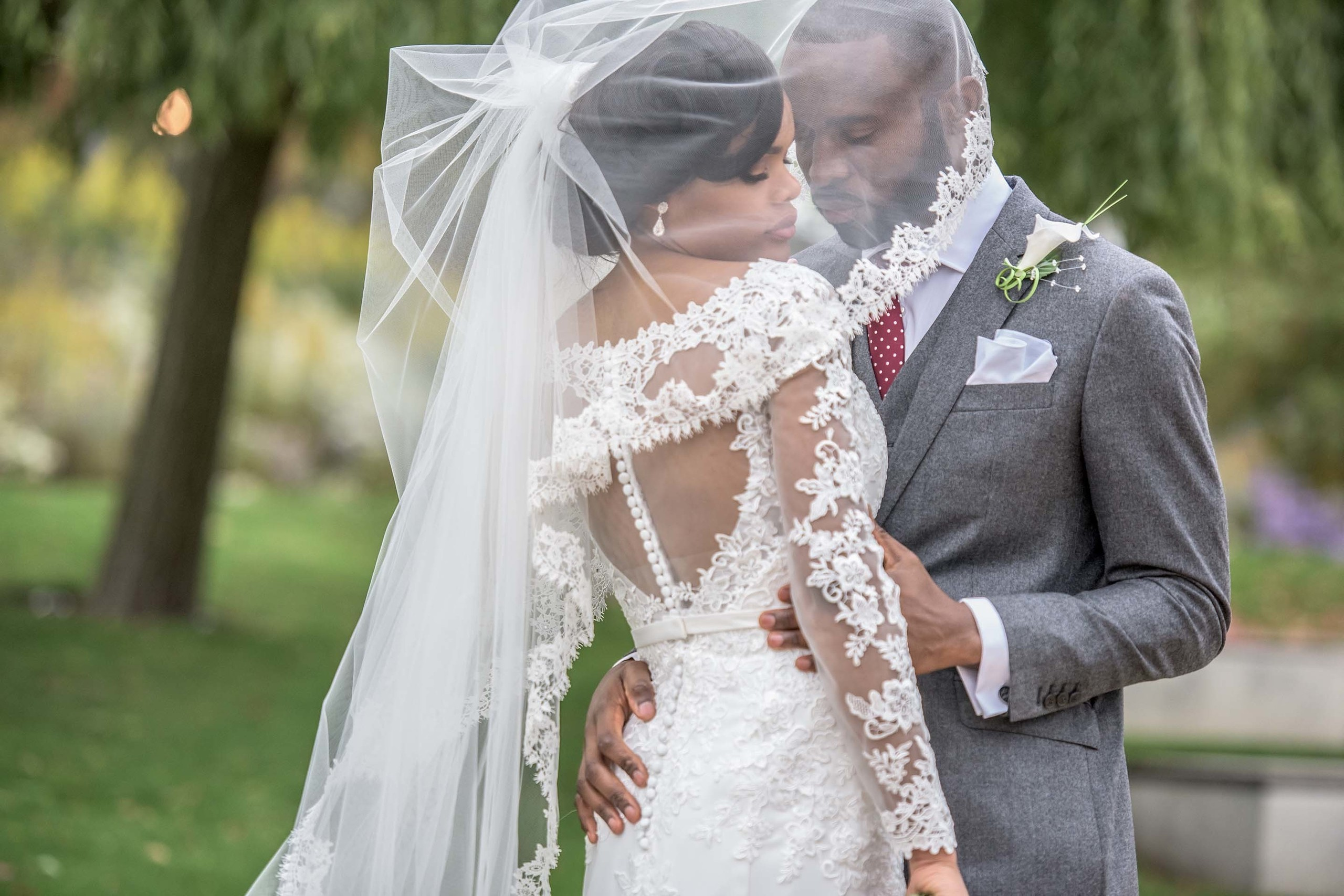 Wedding photography session Stratford Park London UK. Wedding photographer Nikon D850 couple posing