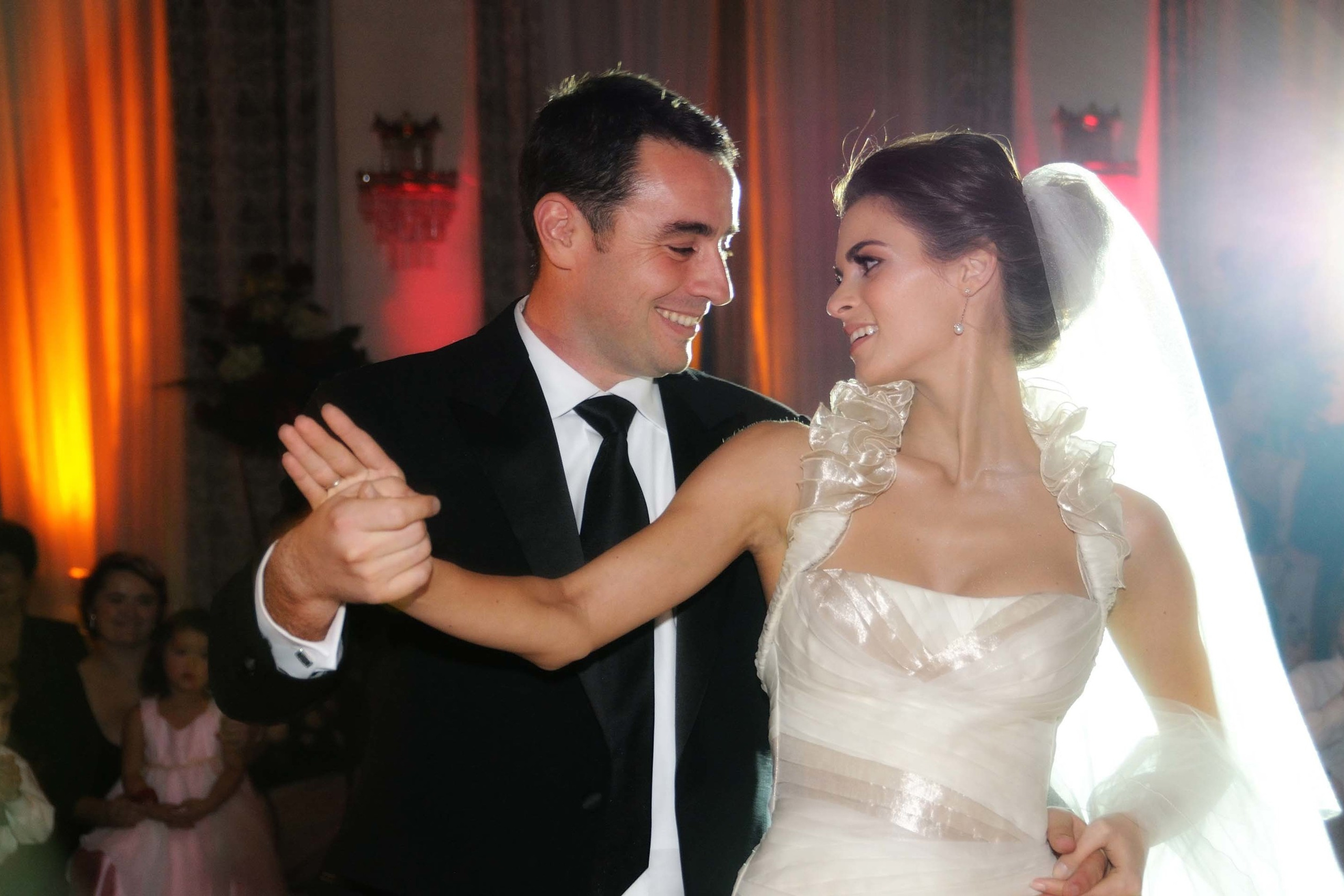 Wedding photographer Snagov Palace Bucharest Romania Nikon D850 wedding reception