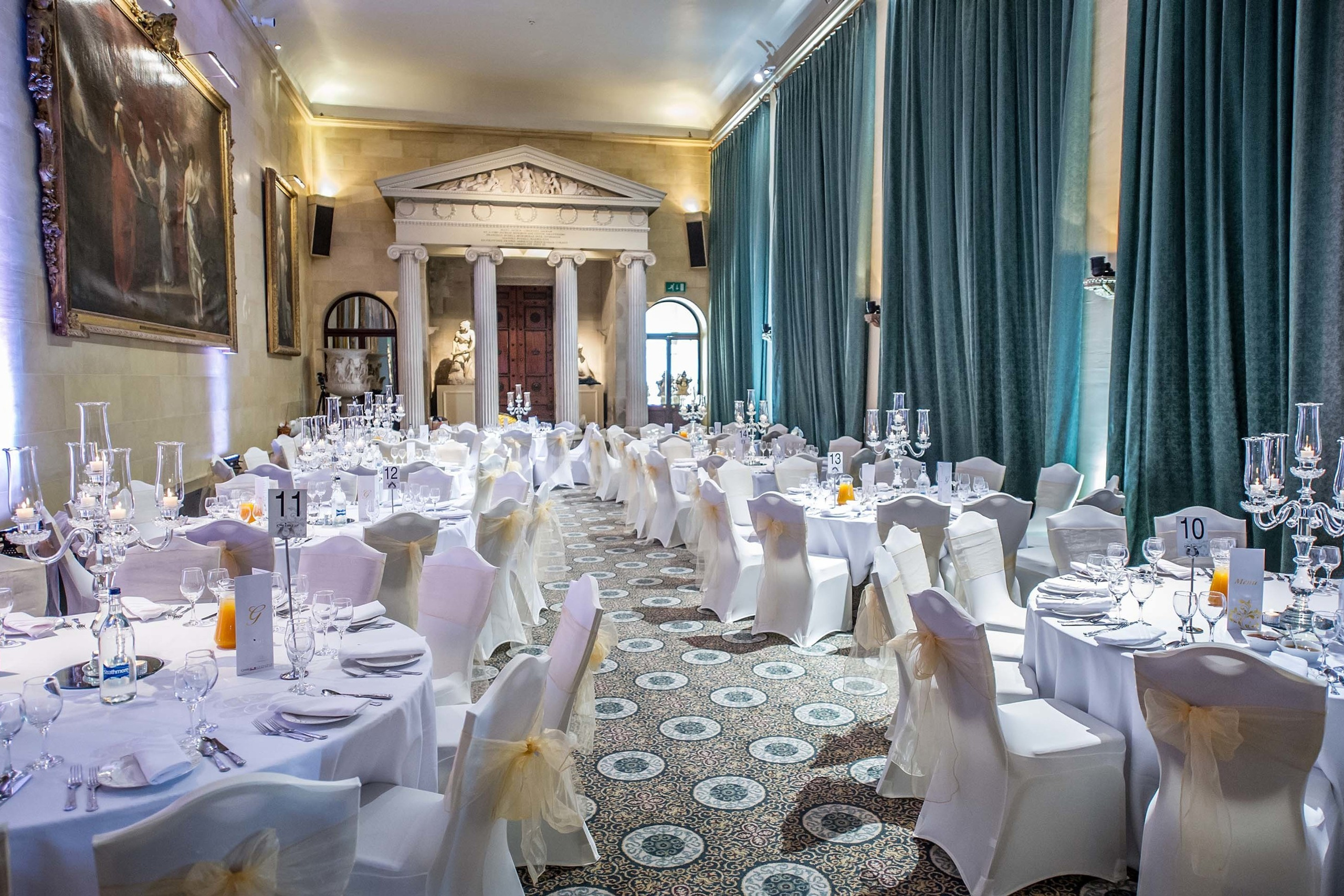 Wedding photographer The Sculpture Gallery at Woburn Abbey, Milton Keynes Bedfordshire UK Nikon D850 wedding reception