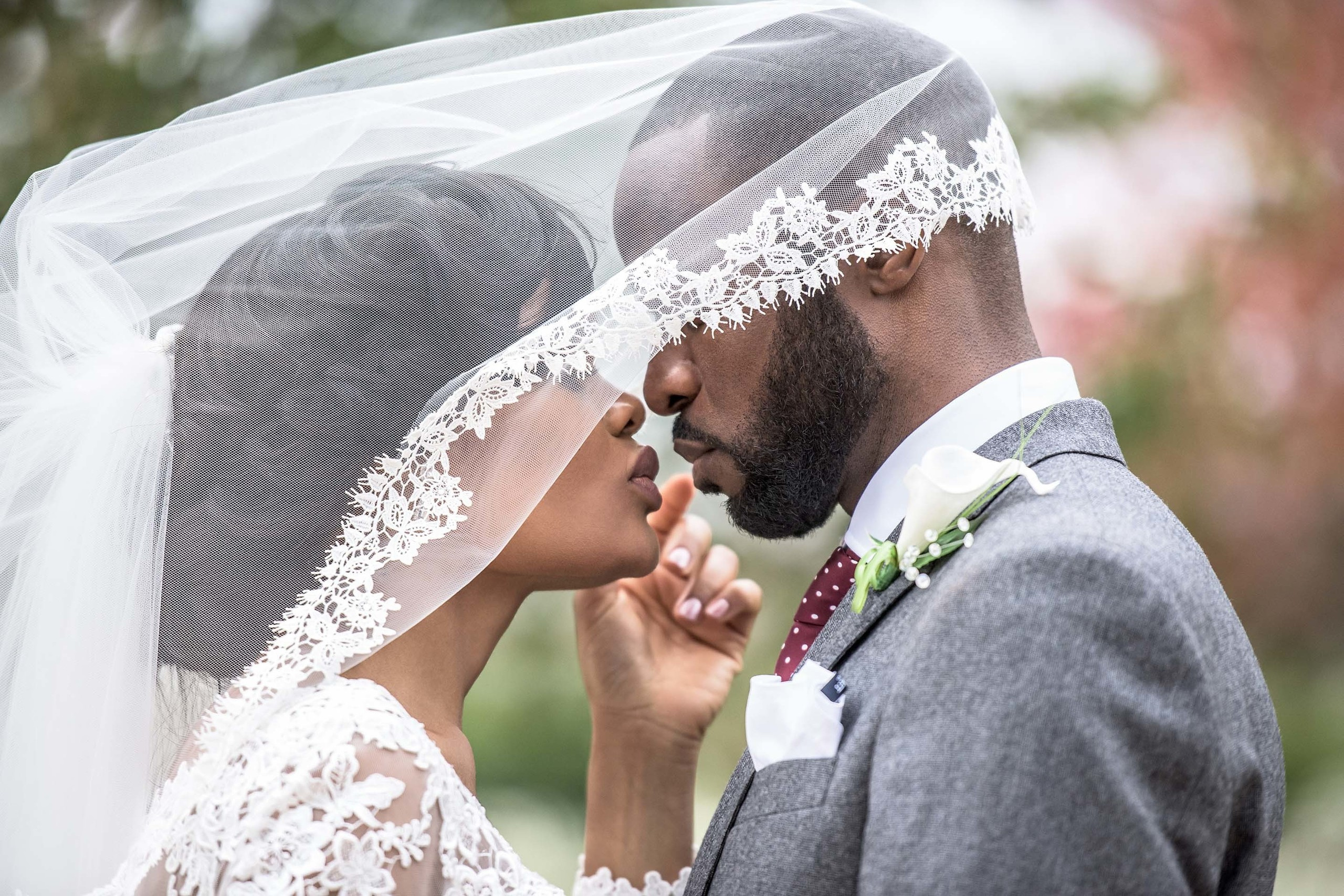 Wedding photography session Stratford Park London UK. Wedding photographer Nikon D850 couple posing