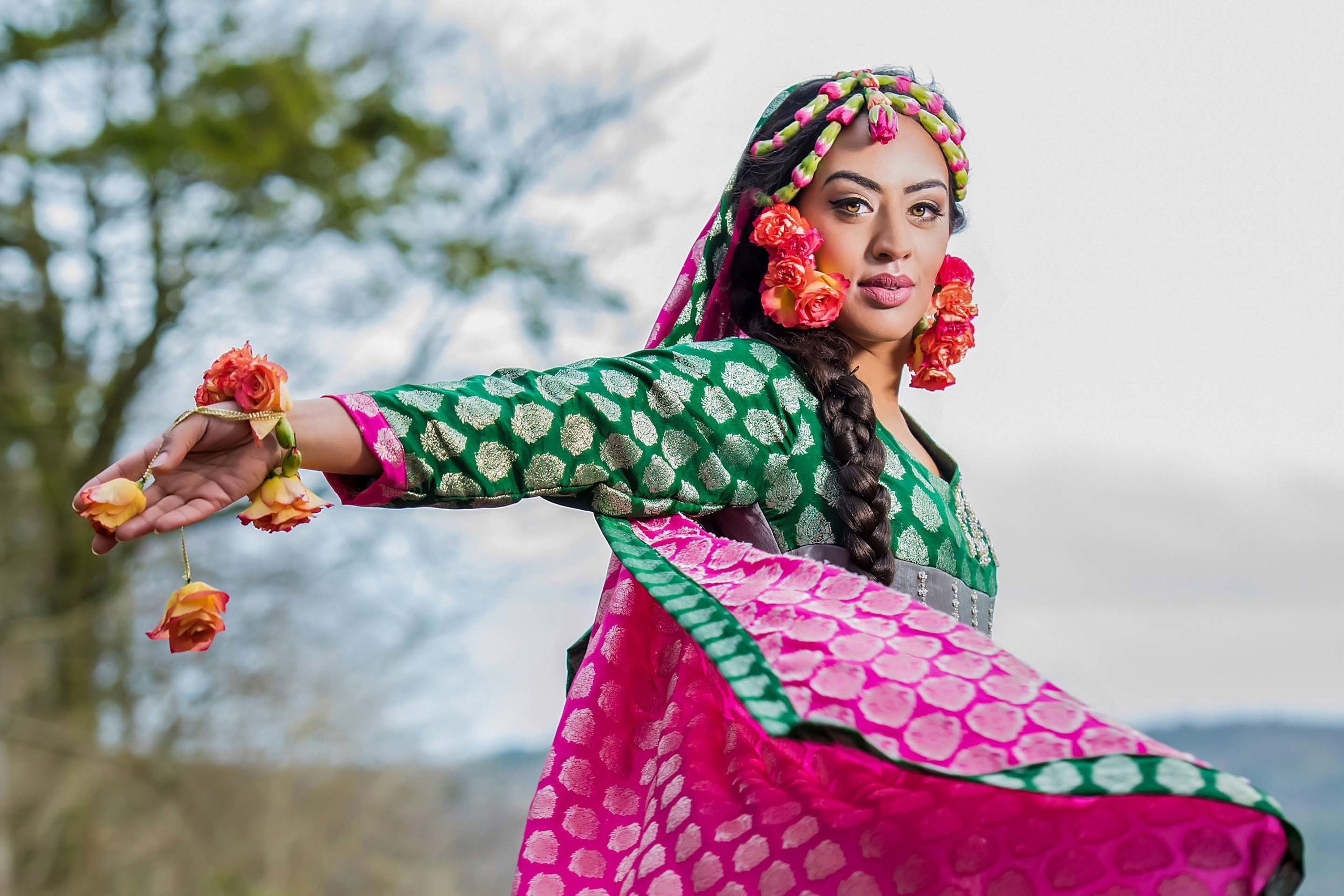 Wedding photographer The Chelsea Harbour Hotel Nikon D850 Bridal Mehndi