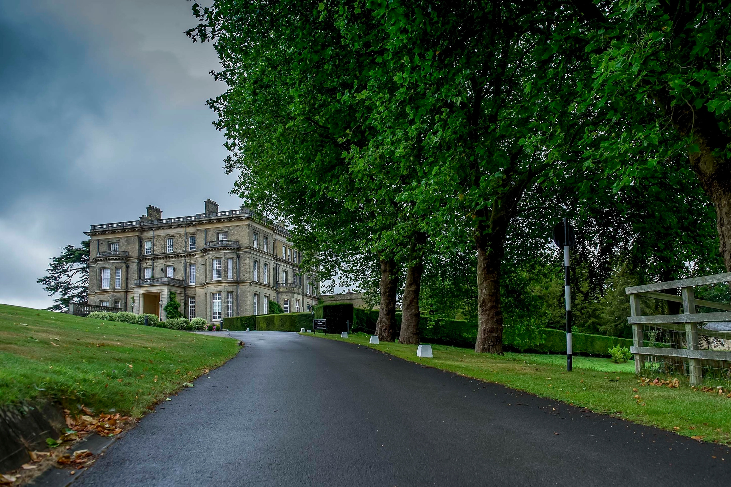 Wedding photographer Hedsor House, Taplow UK. Nikon D850