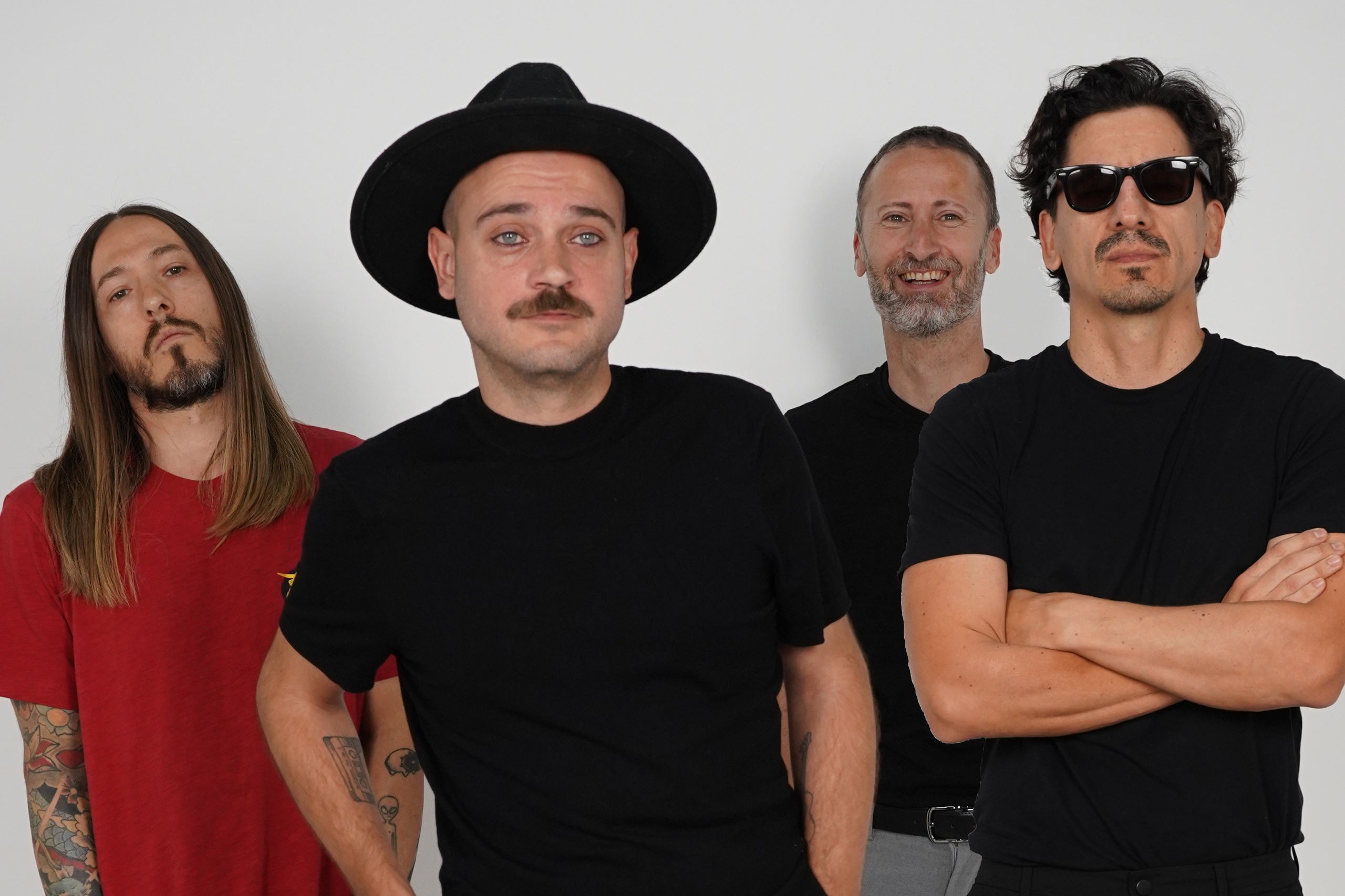 Álbumes que salen el 30 de enero: Kanye West, Labrinth y los lanzamientos clave de la semana | FOTKAI