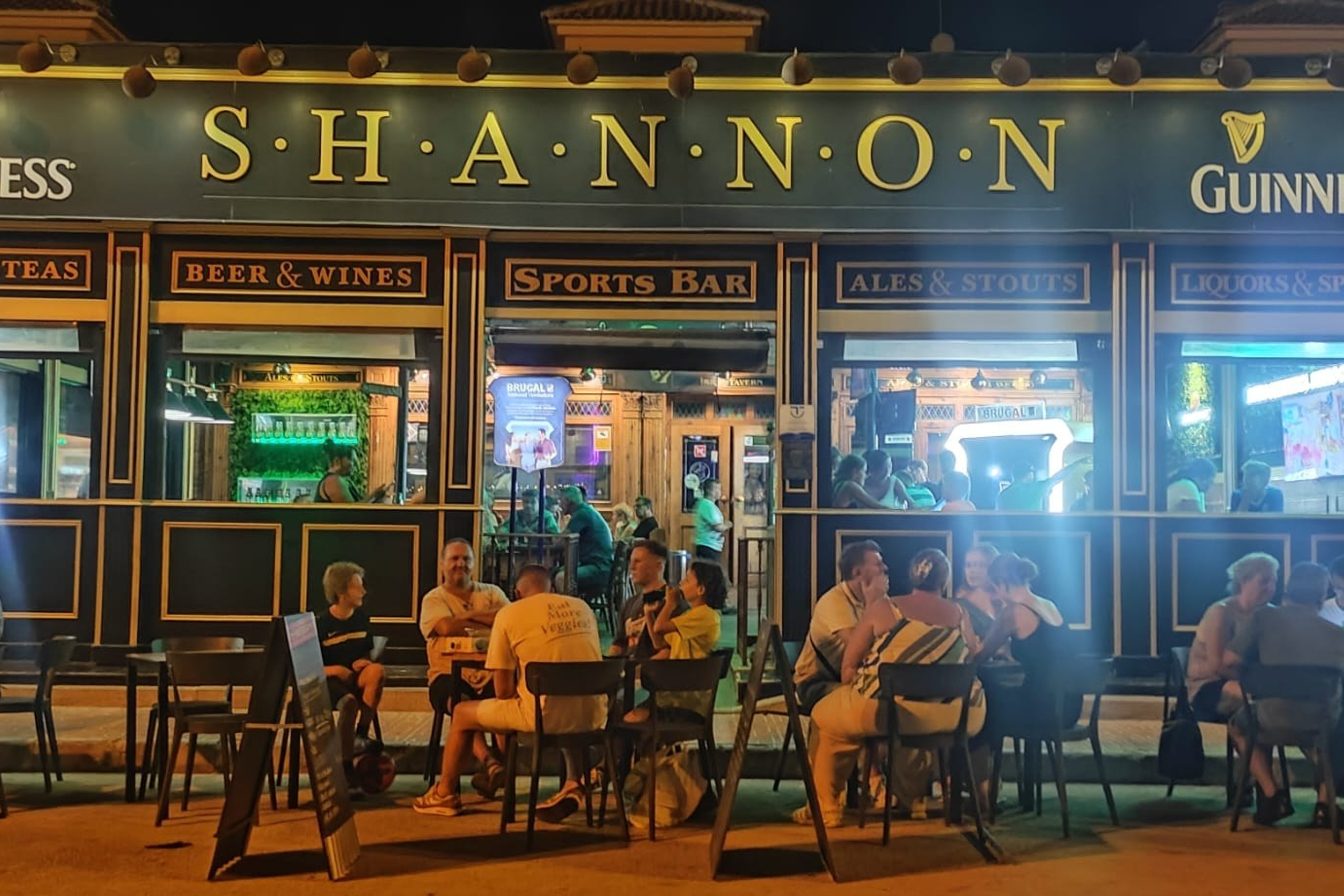 Где отдохнуть в Торревьехе — лучшие бары, клубы и концертные залы | FOTKAI