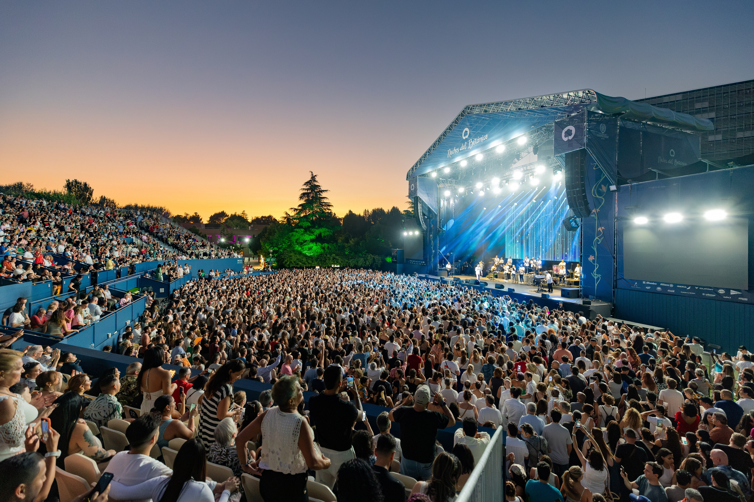 Muere Indio Solari, la voz del rock argentino que convocaba multitudes de cientos de miles | FOTKAI