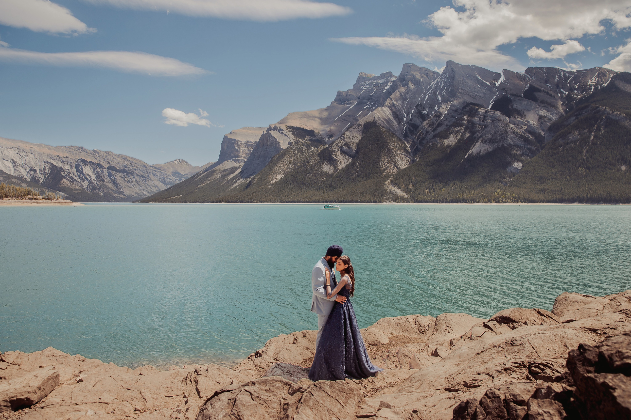 Wedding Stories. Wedding Photographer & Cinematographer studios