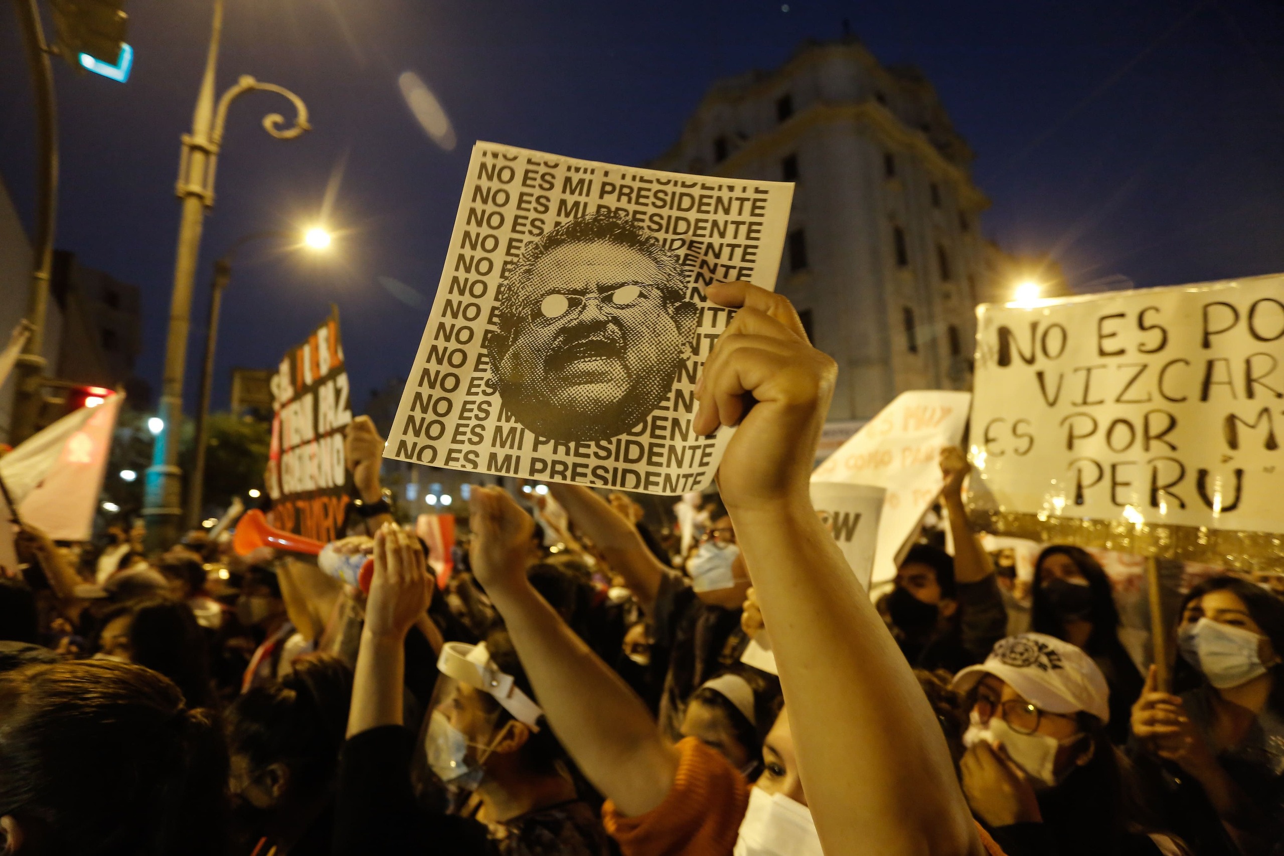 Protestas contra Manuel Merino