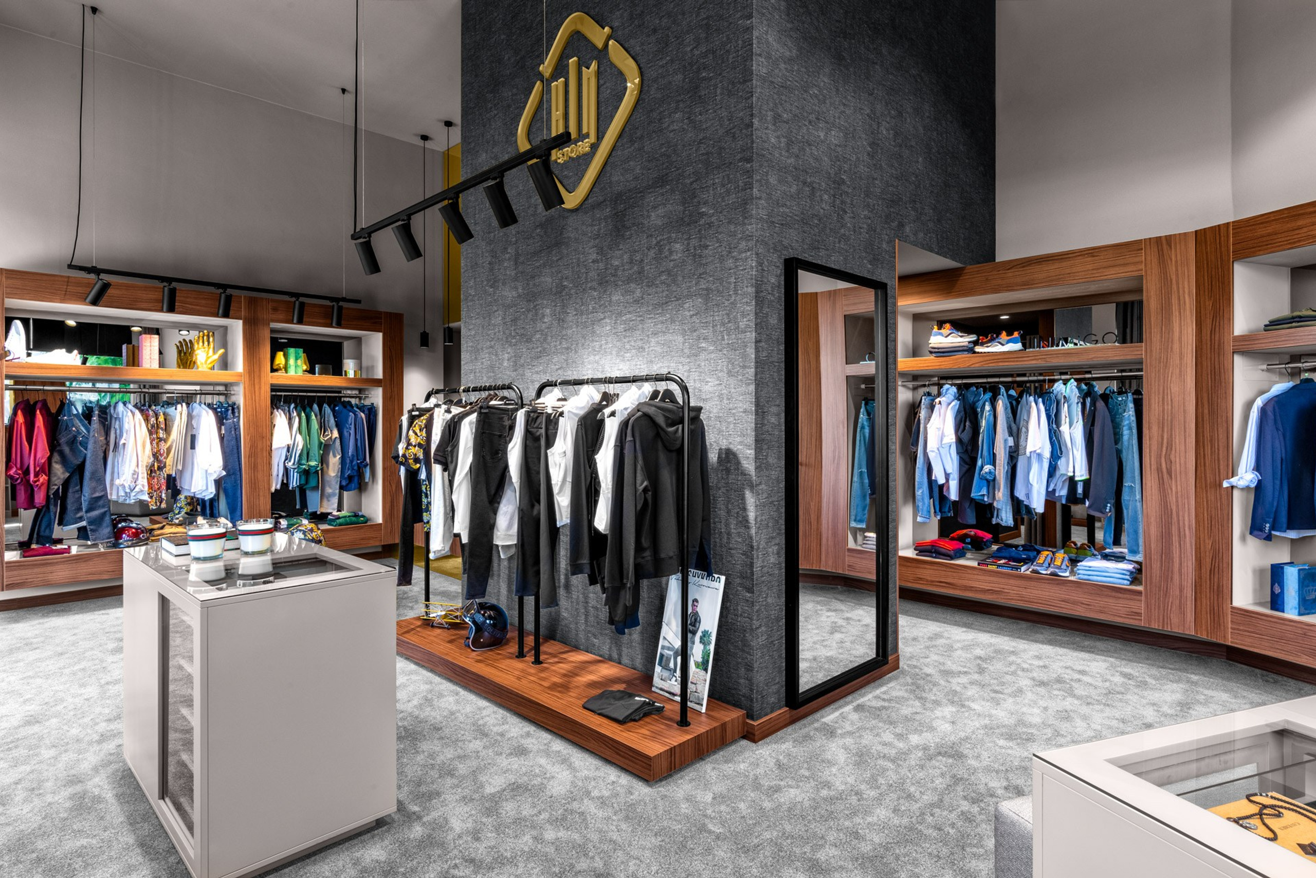 Loja Him. André Fontoura