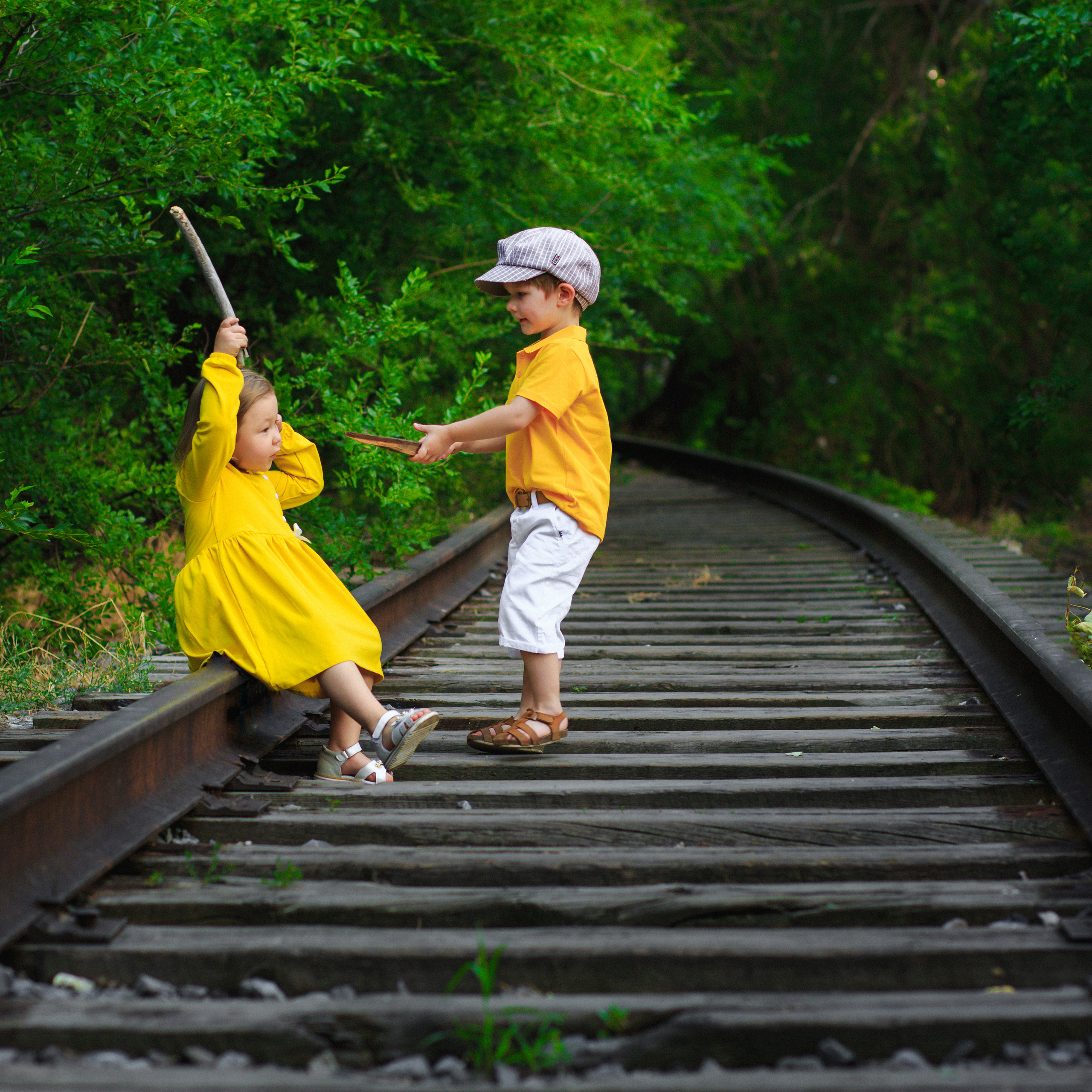 Двое на рельсах. Фотограф в Ташкенте Надежда Исаева