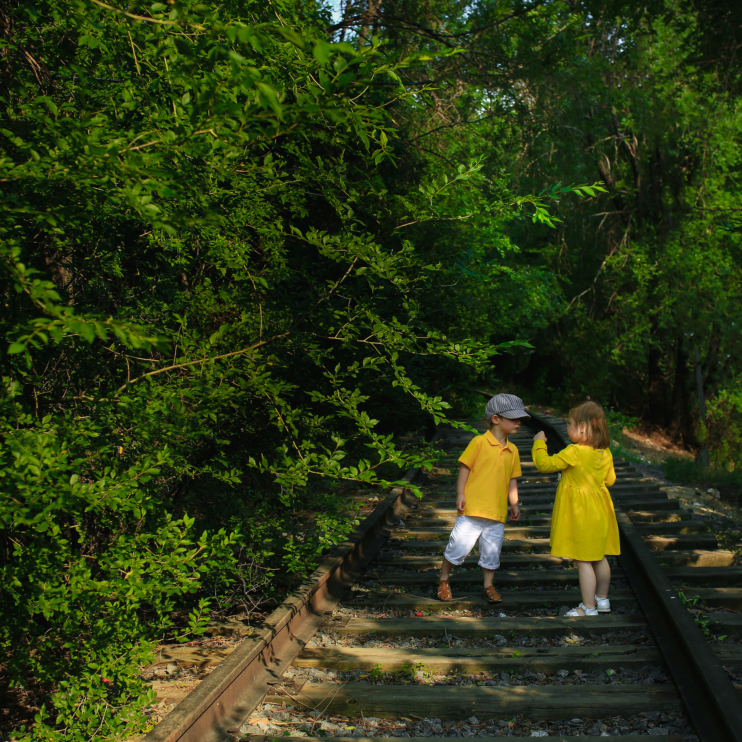 Двое на рельсах. Фотограф в Ташкенте Надежда Исаева