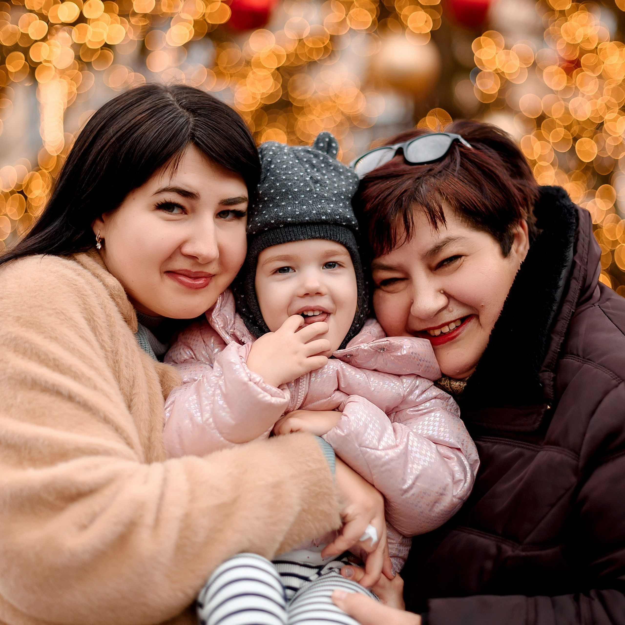 Reviews. Wedding and family photographer