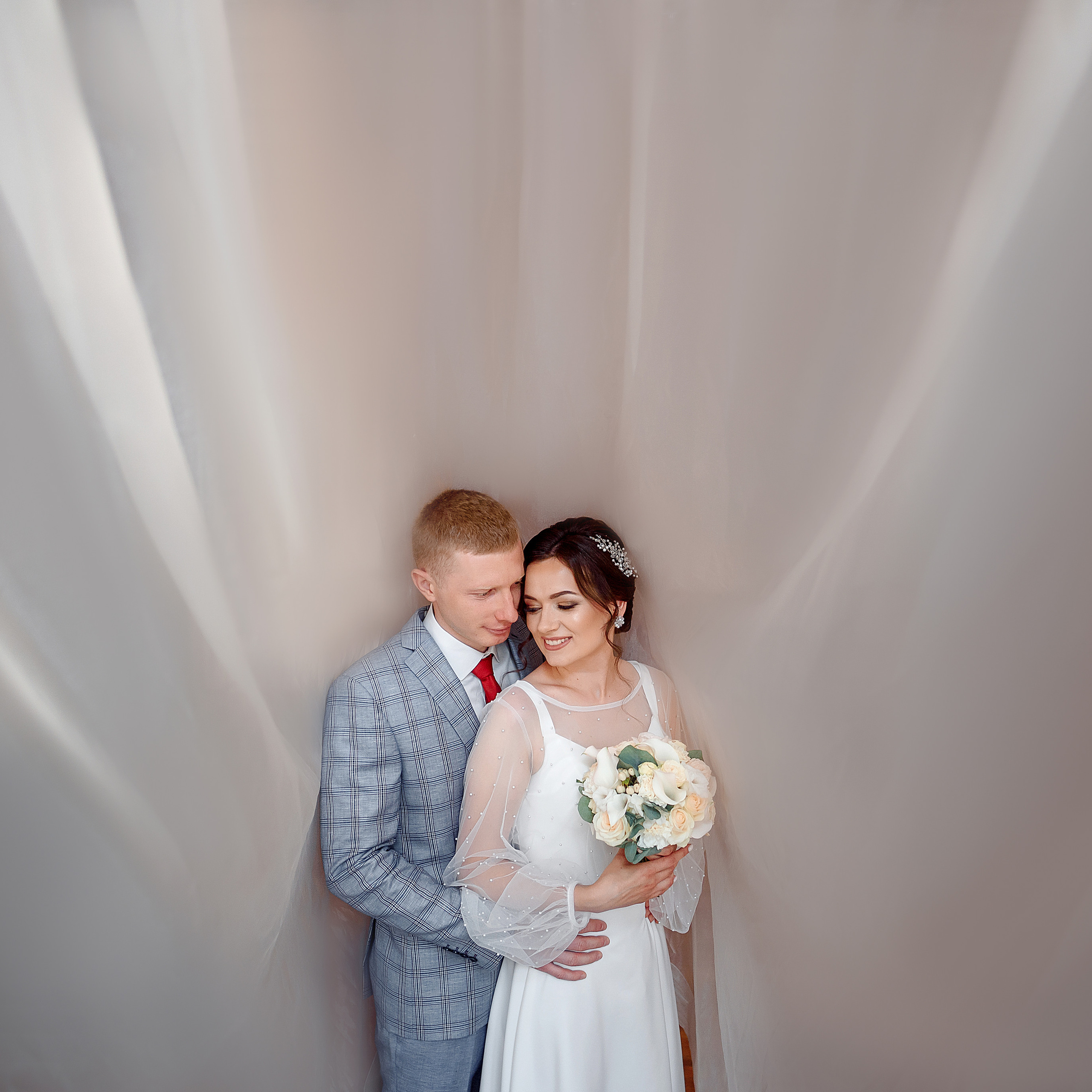 Центральный загс, Лес у Каравана и Собор на Гоголя