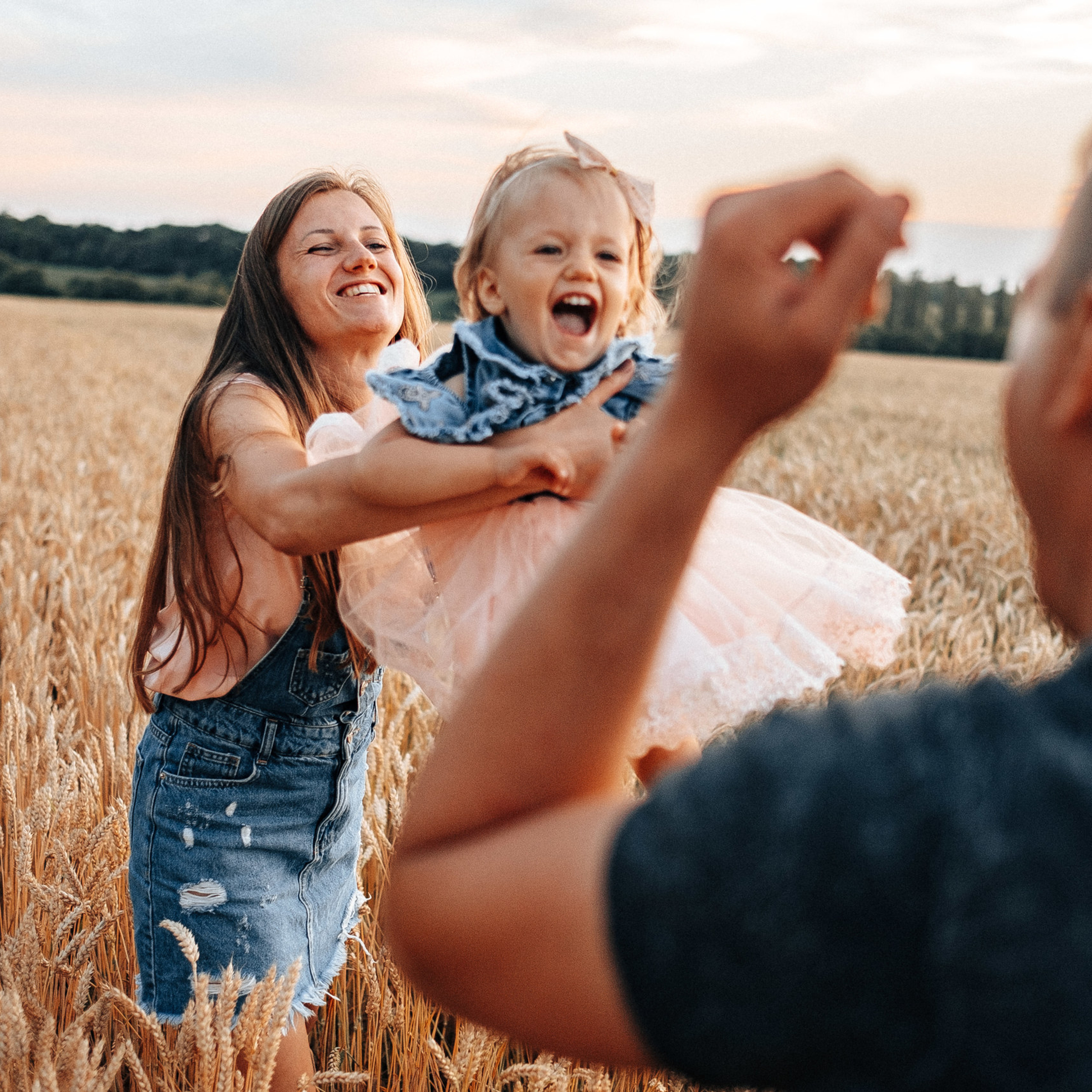 REVIEWS wedding and family photographer n Vancouver. Ivan Skufinsky — wedding and family photographer in Vancouver