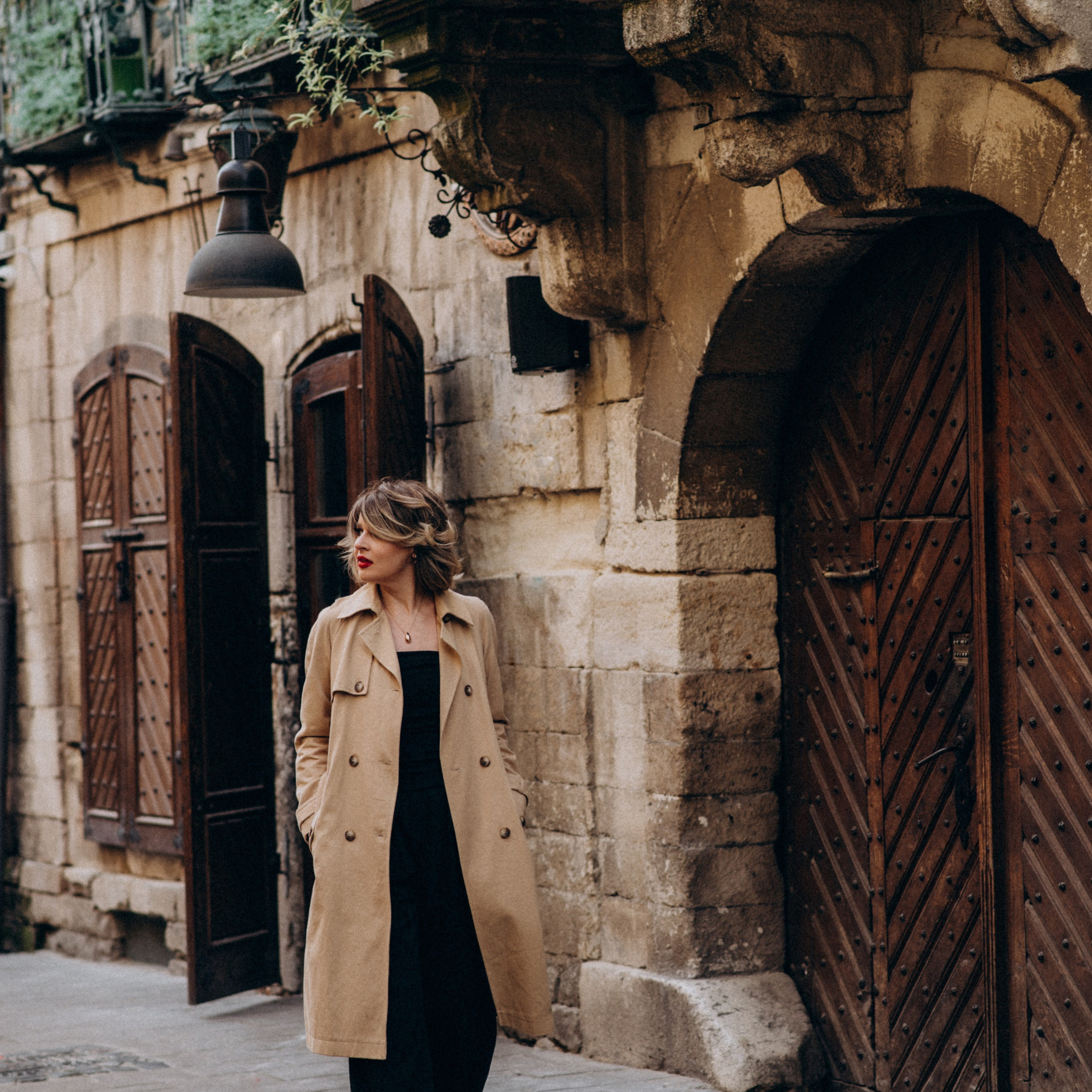 Фотосесія у м Львів індивідуальна вулична зйомка