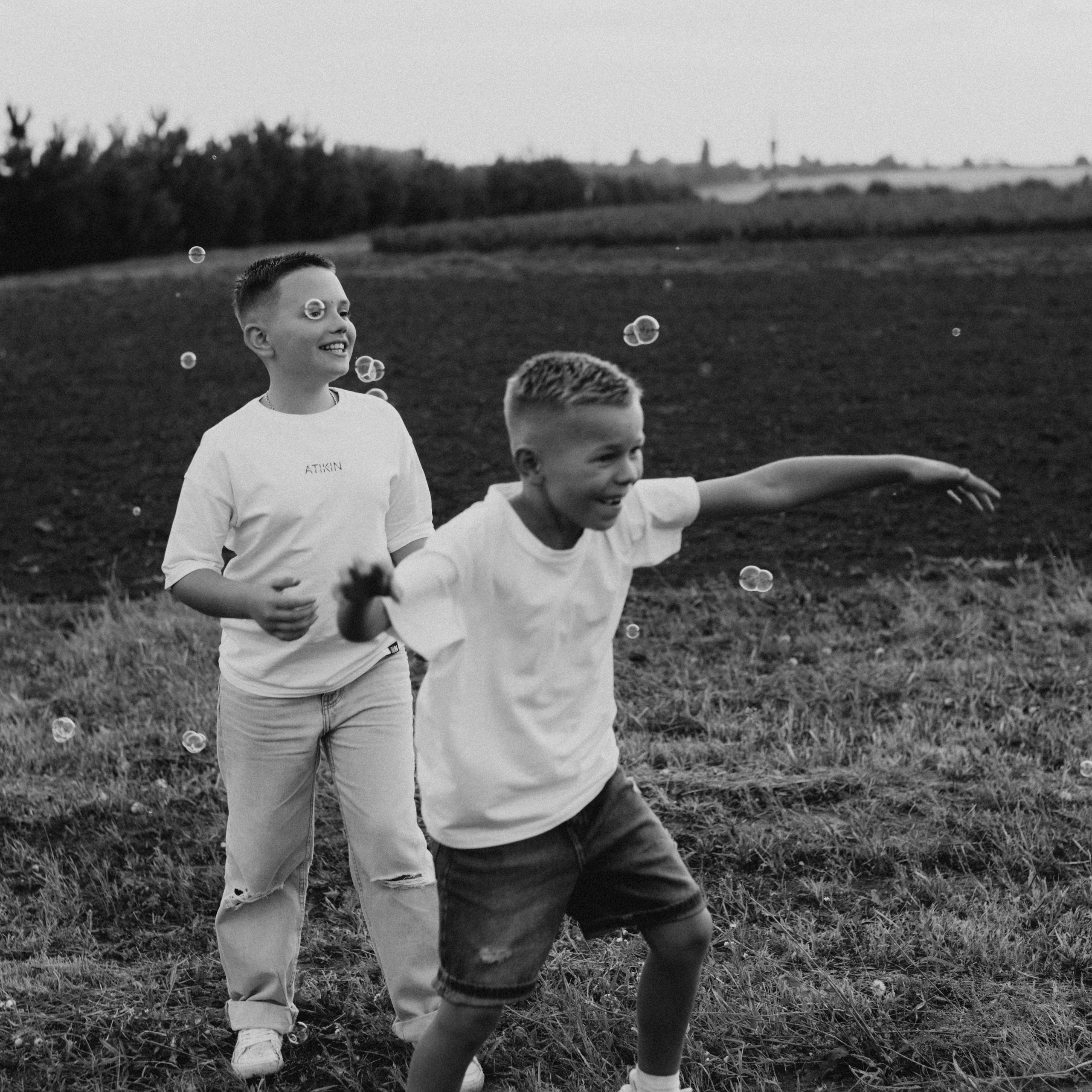 Сімейна фотосесія на природі, сімейний фотограф Тернопіль Львів, портретний фотограф Тернопіль