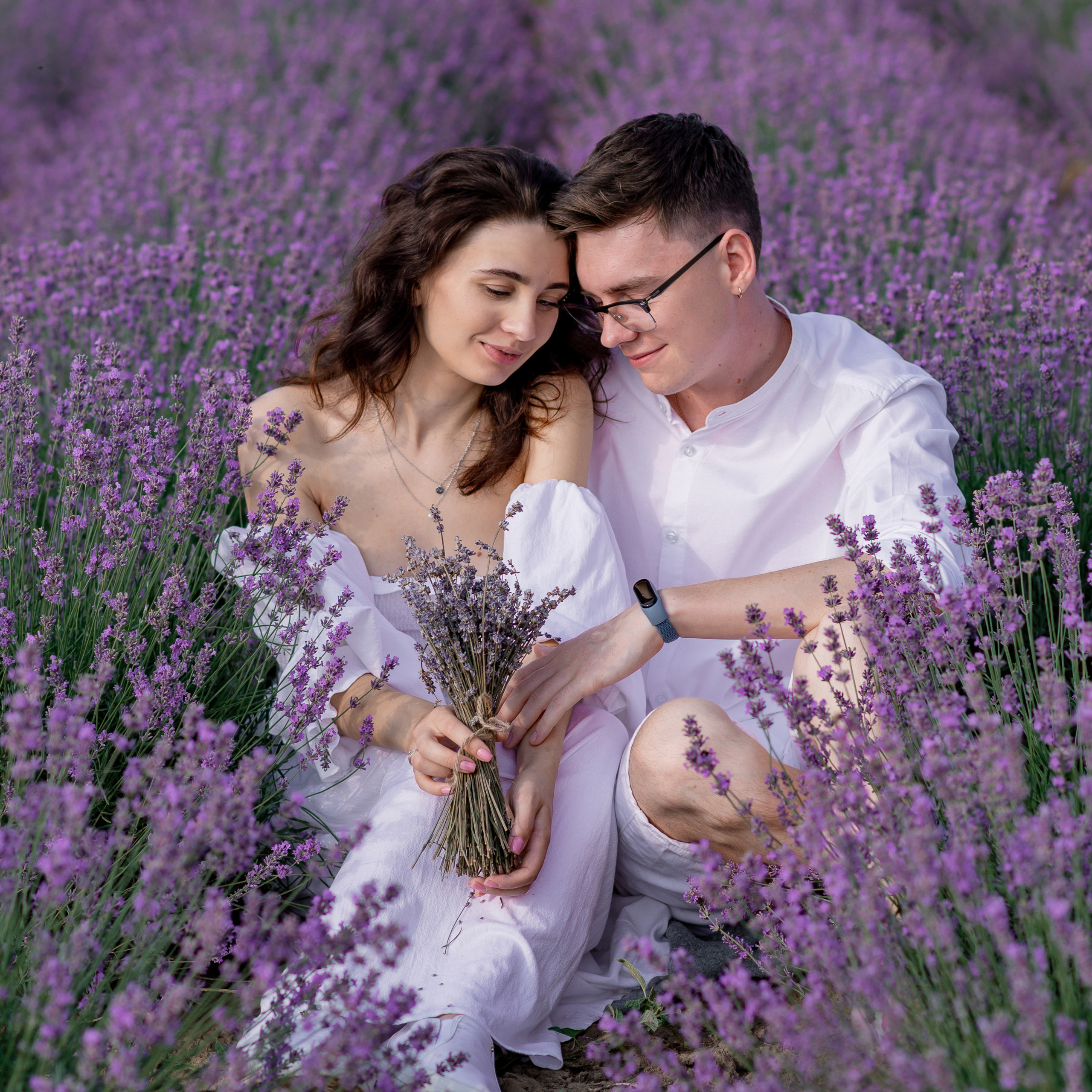 Сімейна фотосесія в лаванді. Андрій та Анастасія.