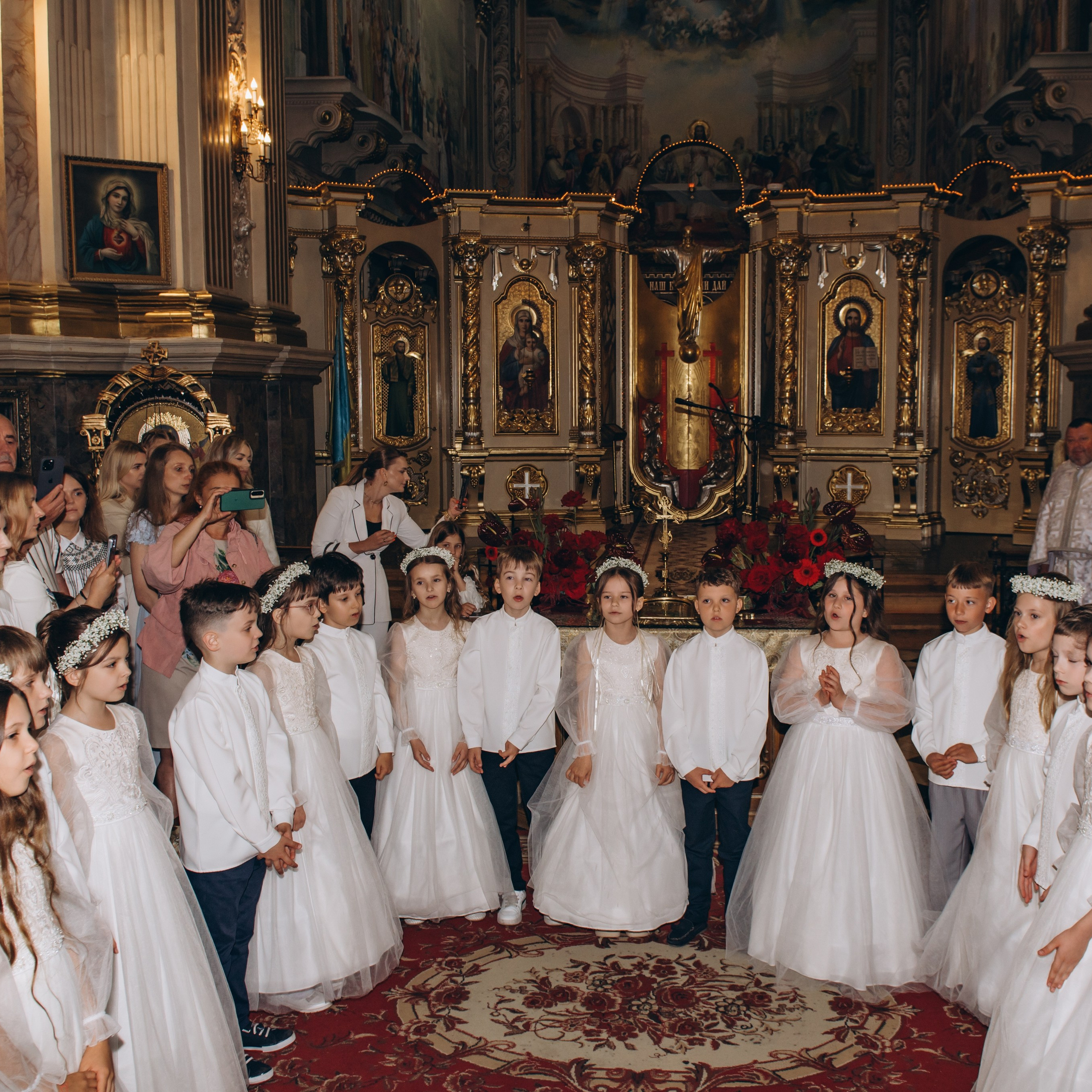 Фотосесія Першого Причастя Тернопіль, фотосесія Причастя Тернопіль, Таїнство Першого Причастя Тернопіль, Катедра Причастя Тернопіль