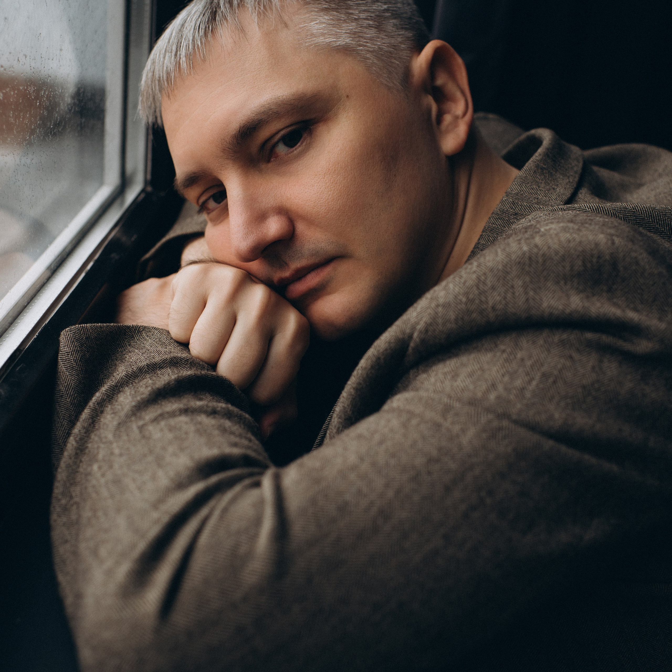 Портретна фотосесія чоловіків, чоловічий портрет, індивідуальна фотосесія Тернопіль, портретний фотограф Тернопіль