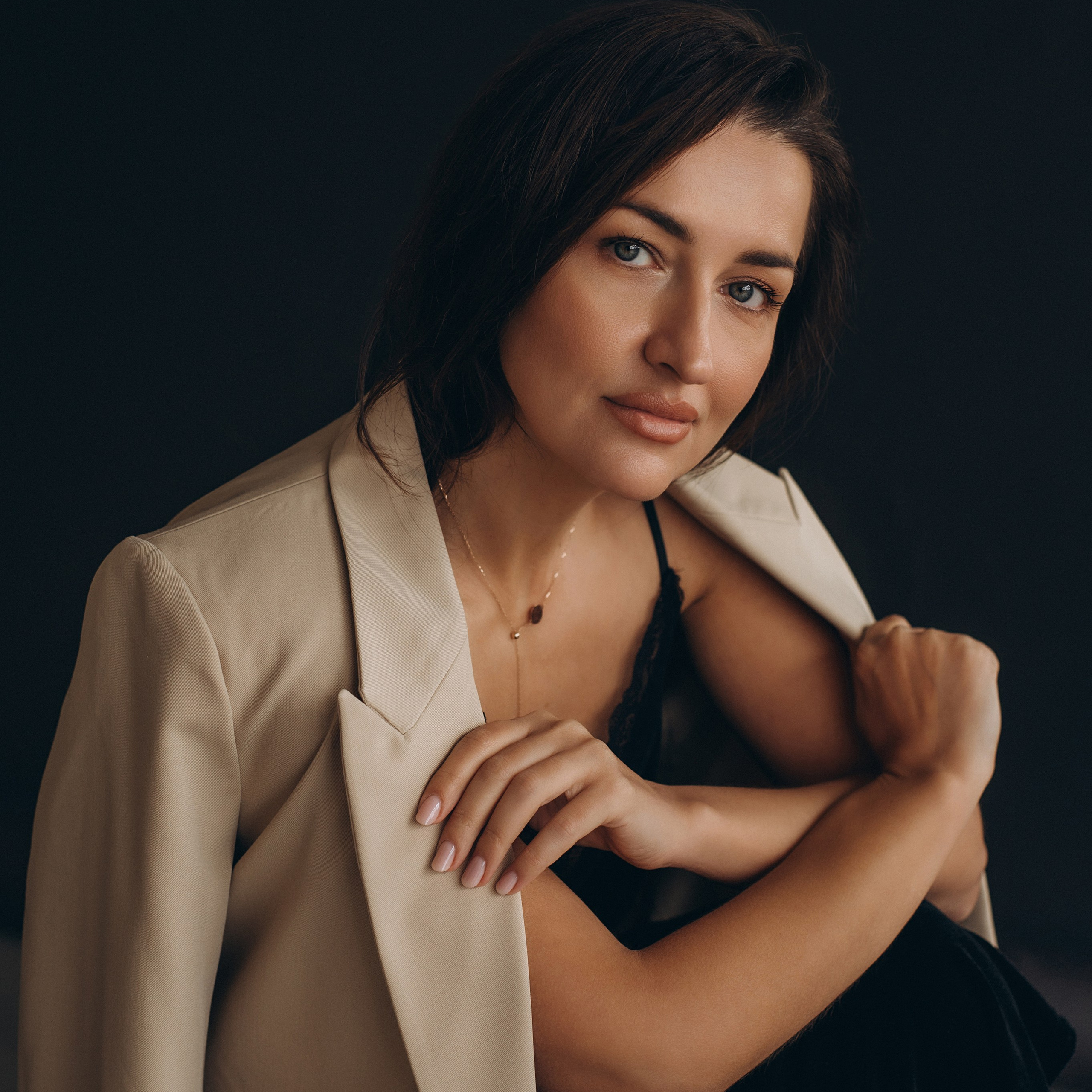 Портретна фотосесія Тернопіль, зйомка дівчат, контент фотосесія Тернопіль, зйомка контенту для інстаграм, індивідуальний фотограф Тернопіль