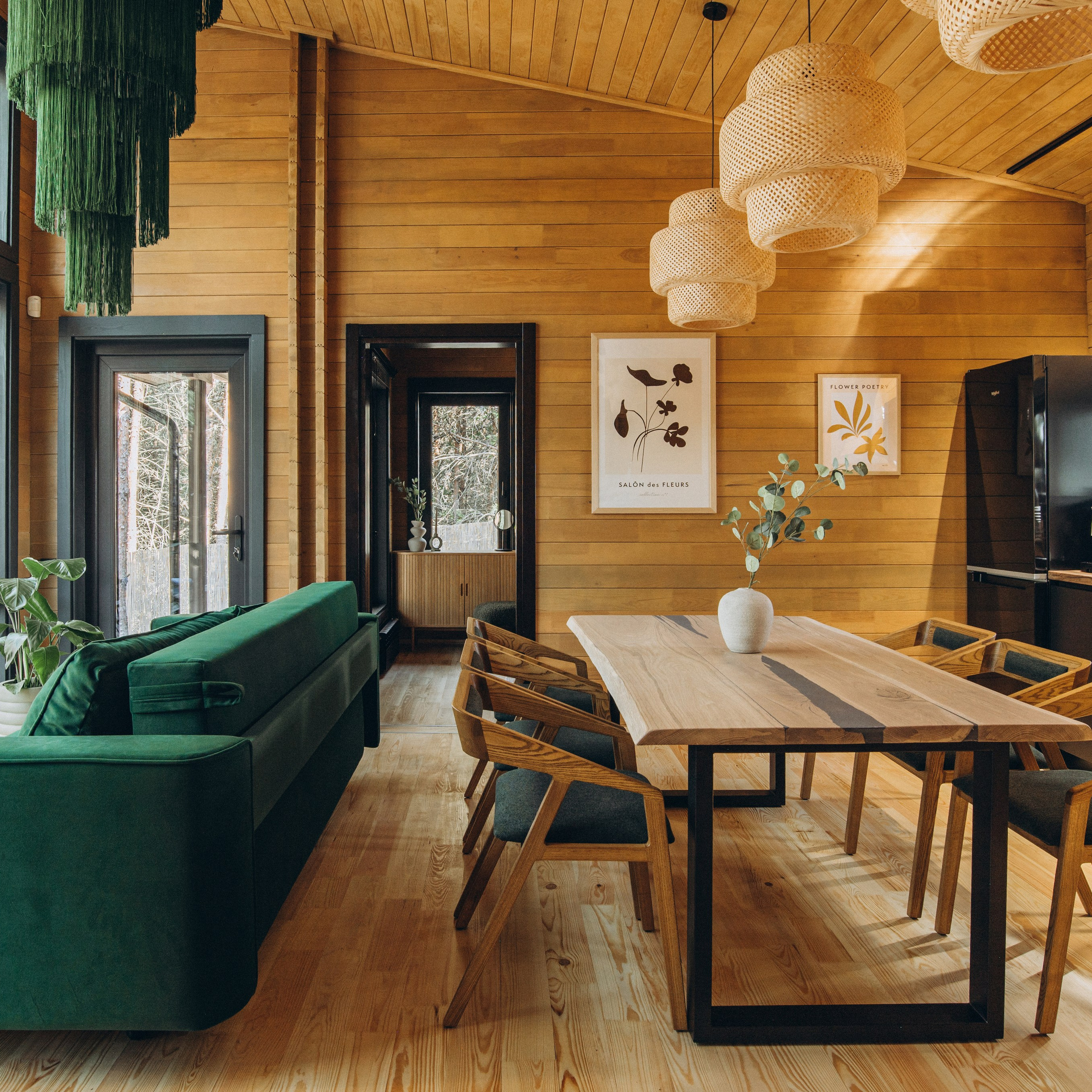 Інтер’єрна фотосесія будиночок в лісі, інтерєрна зйомка Тернопіль, інтерєрна фотосесія Львів