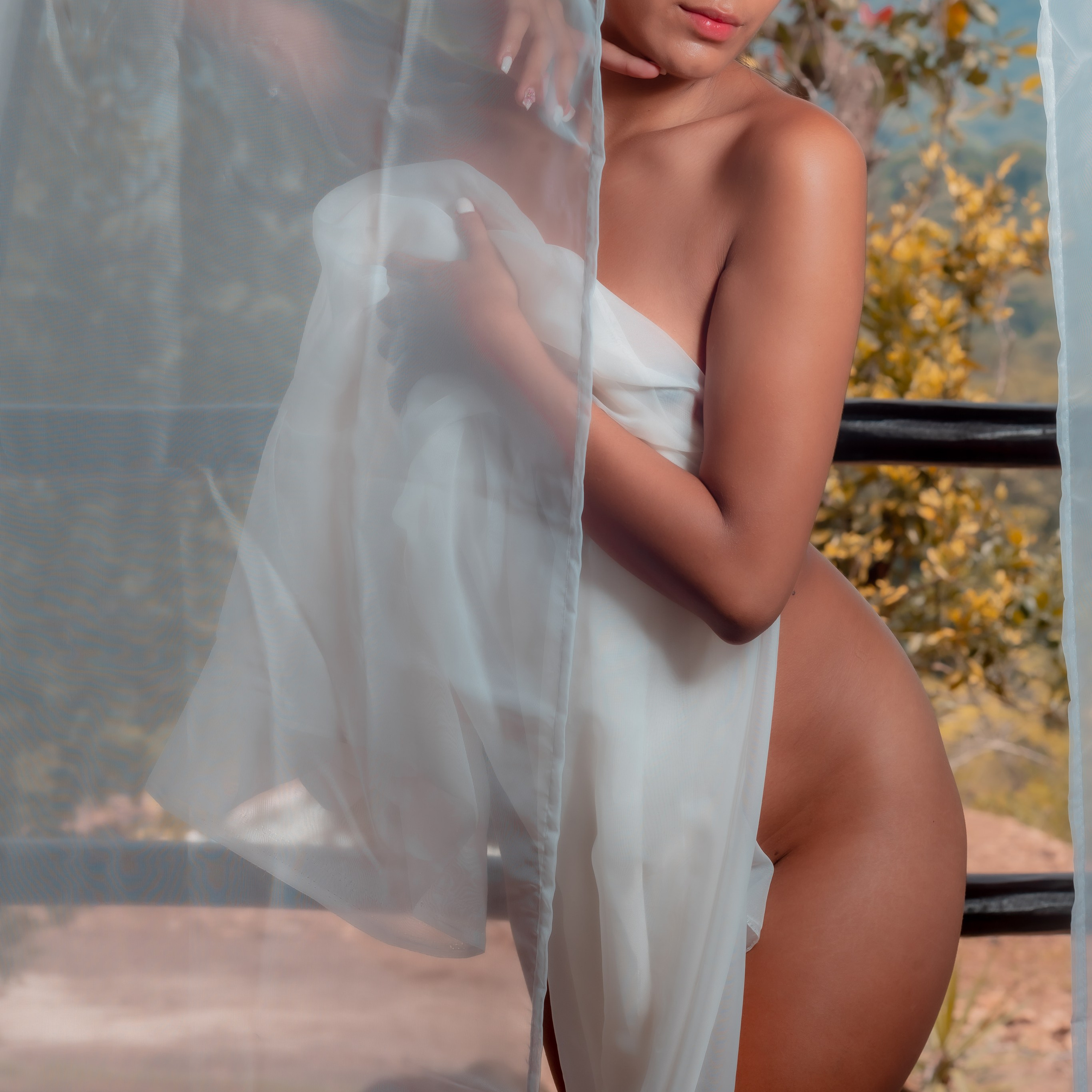Scarlet. Thomas Clark photography