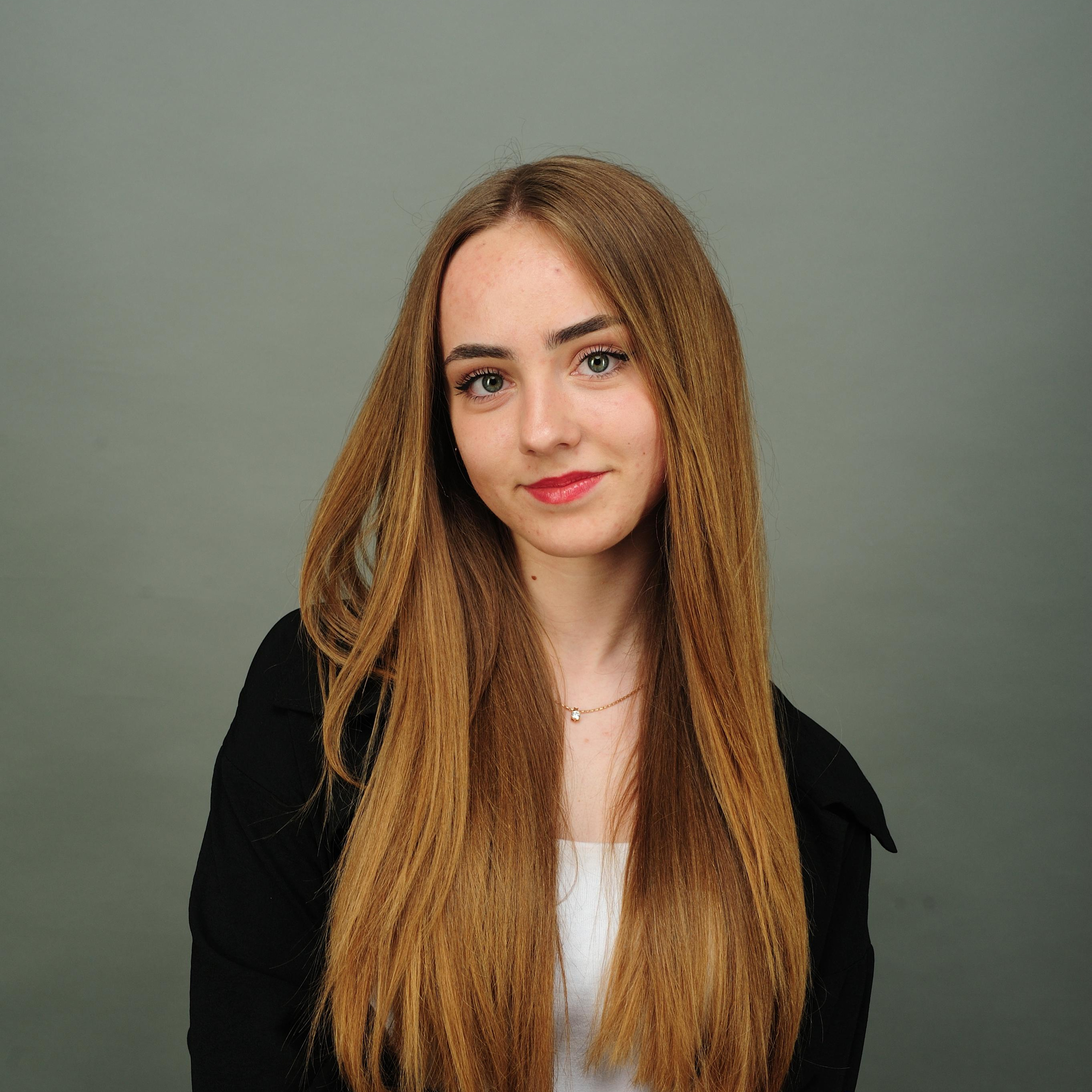 Відгуки про студію випускних альбомів Artbook. Випускні альбоми Київ Вінниця Одеса Харків Дніпро Львів