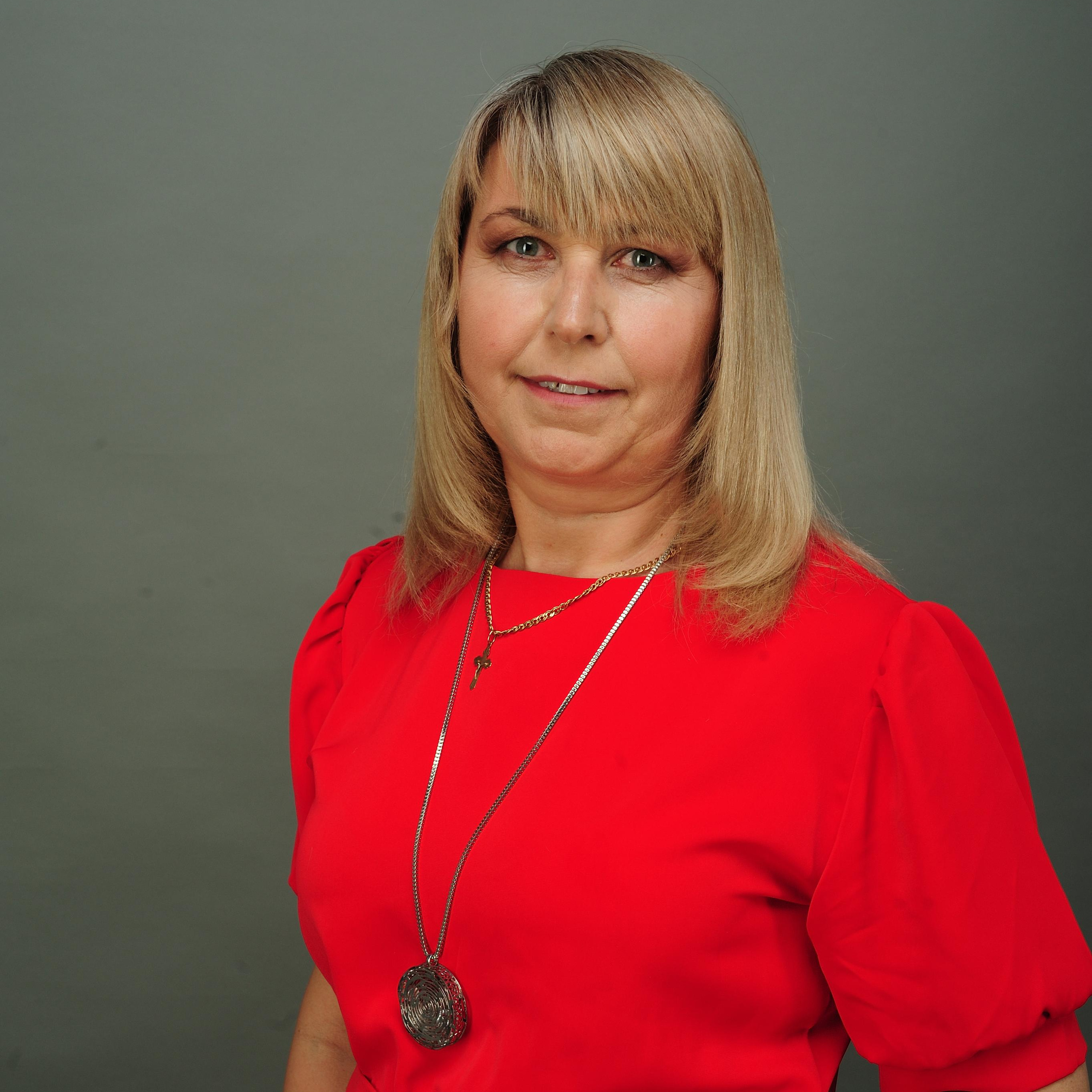 Відгуки про студію випускних альбомів Artbook. Випускні альбоми Київ Вінниця Одеса Харків Дніпро Львів