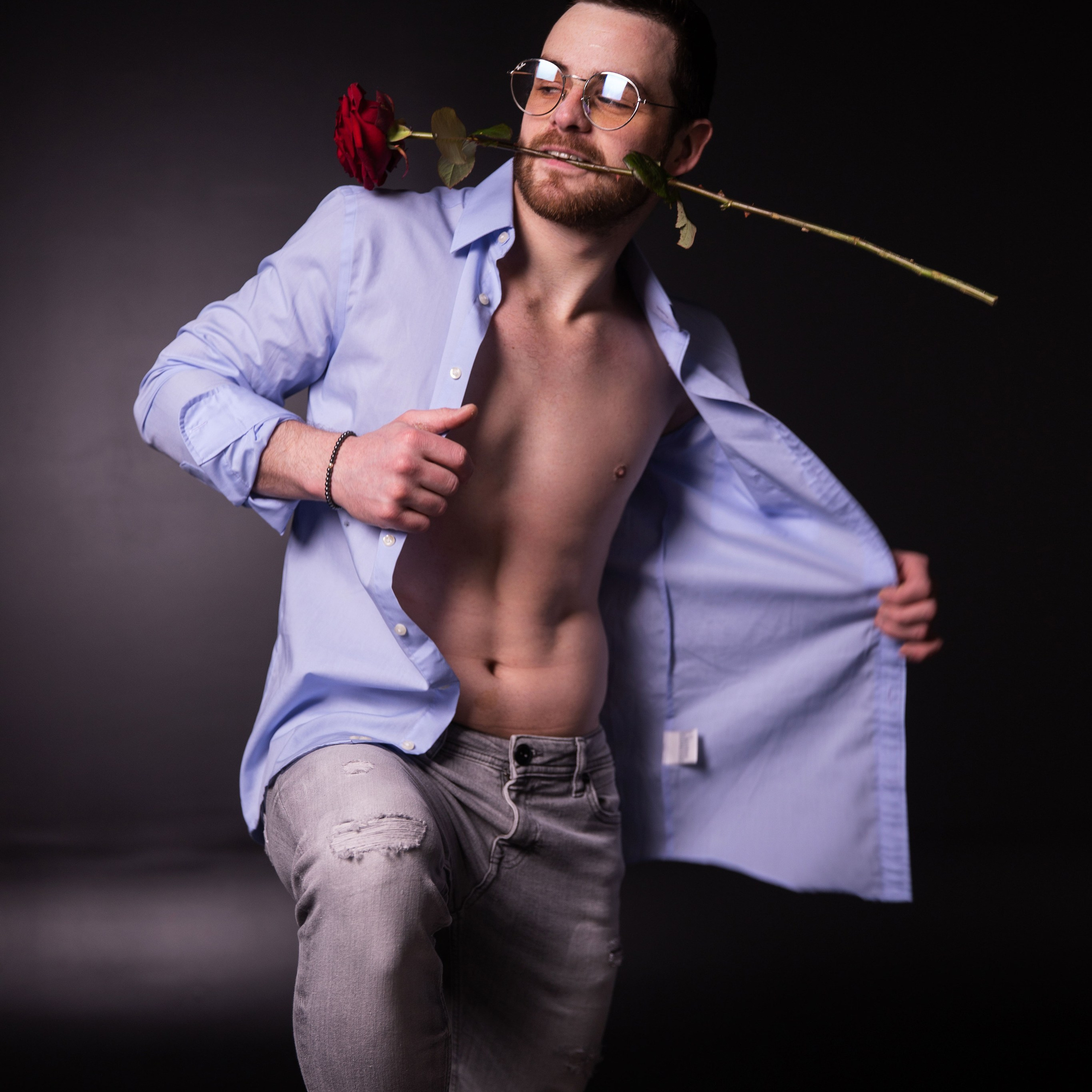 Чоловіча фотозйомка Олександра «Привітання для жінок»