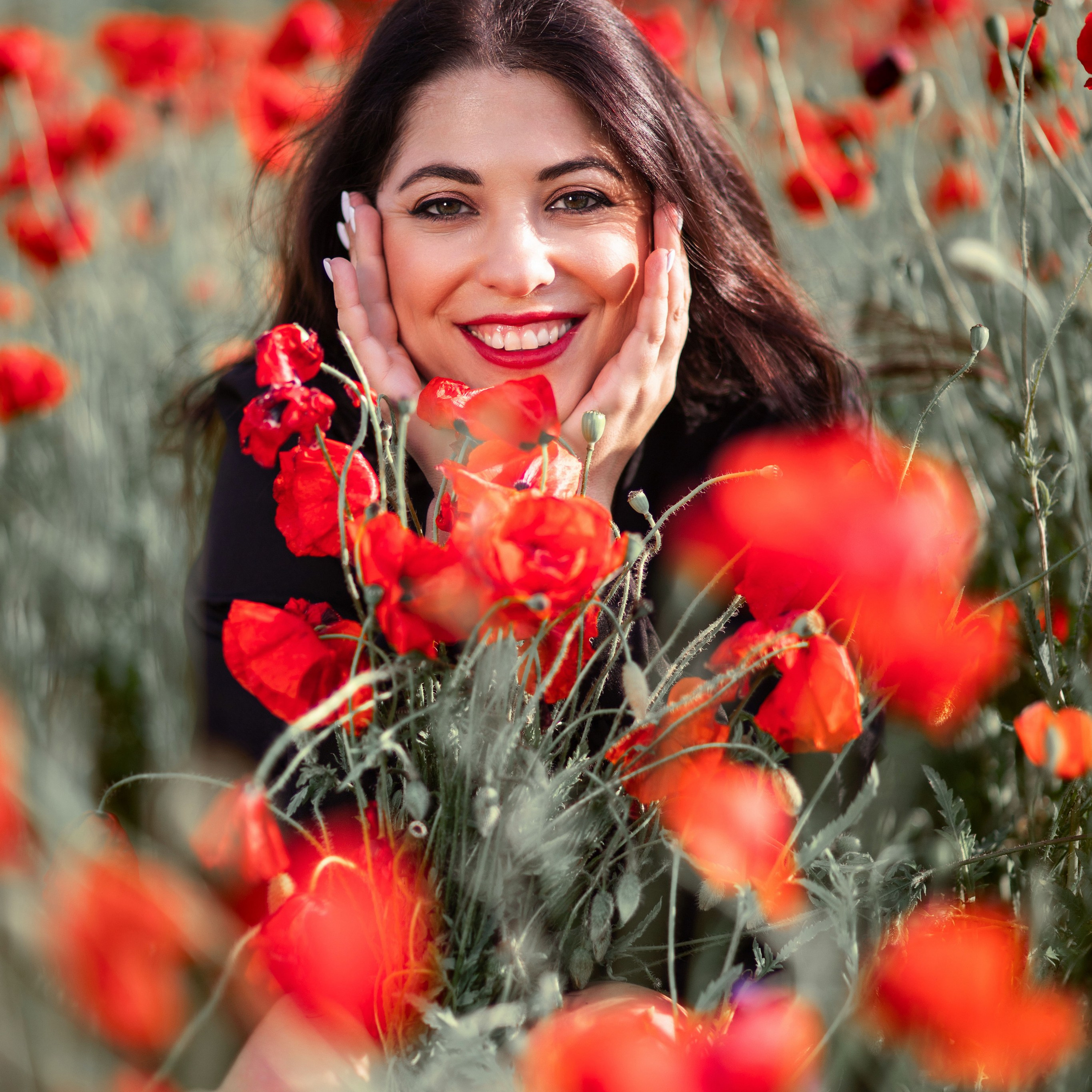 Фотопрогулянка маковим полем з Богданою