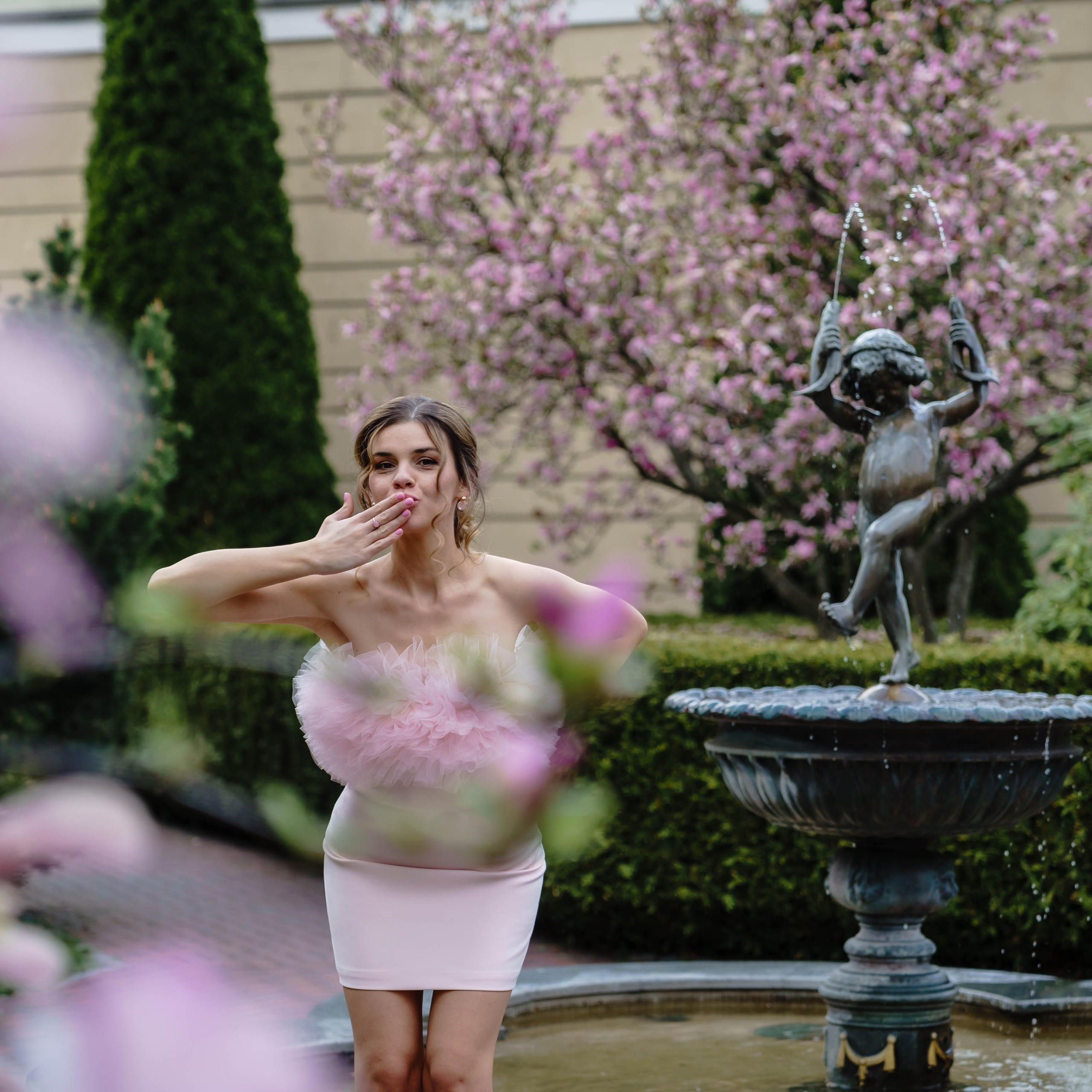 Фотосесія в&nbsp;магноліях