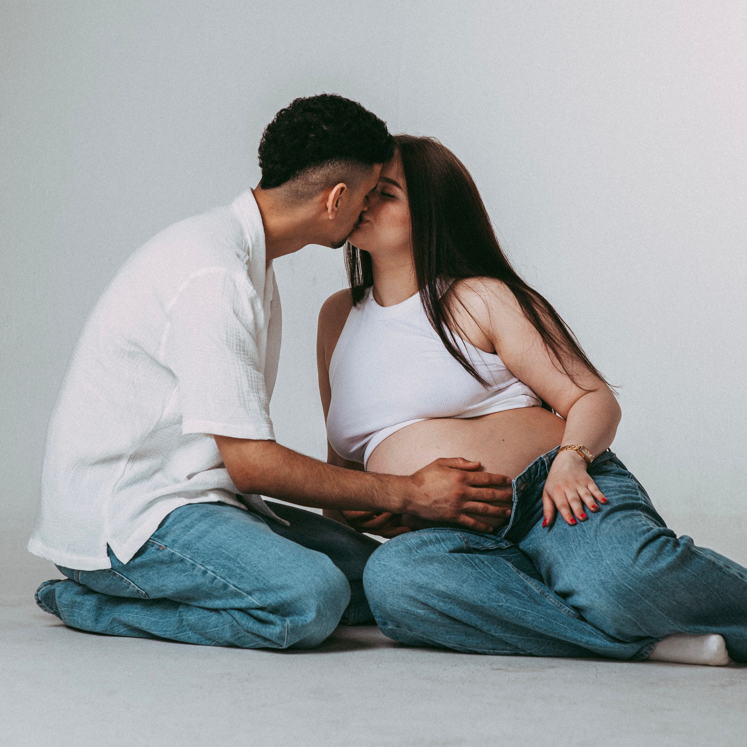 Вагітність студія. Наталя Твердохліб - дитячий та сімейний фотограф в Дрездені, Німеччина