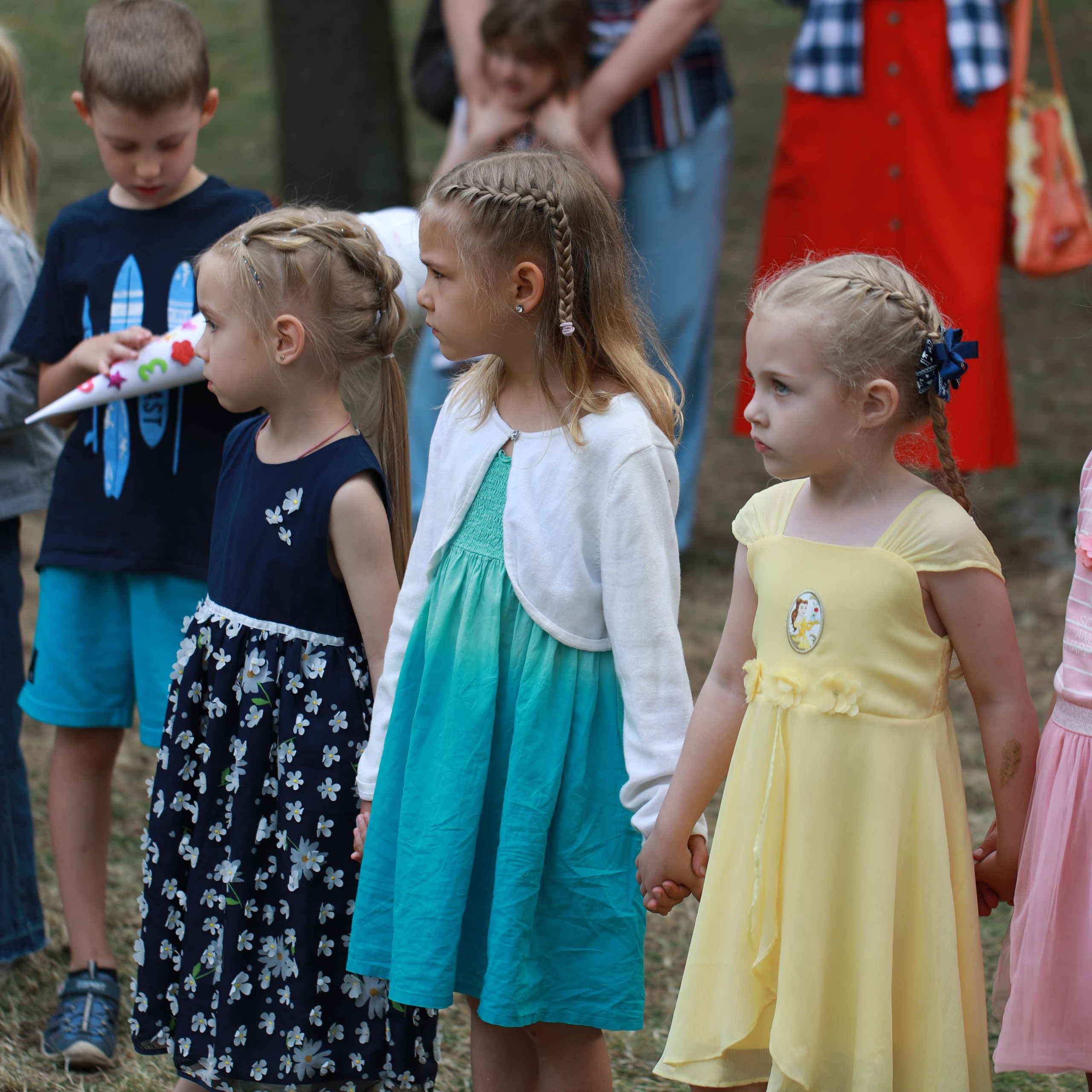 Долоньки літо 2022 випускний. Наталя Твердохліб - дитячий та сімейний фотограф в Дрездені, Німеччина