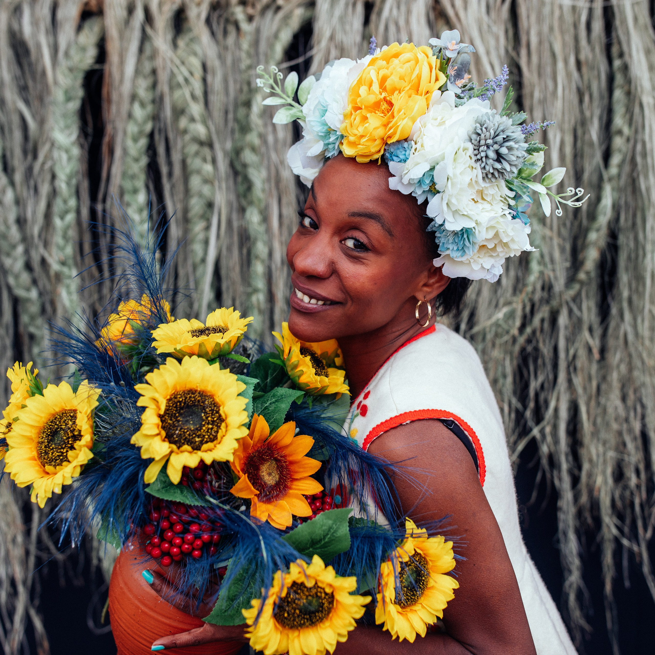 Chemnitz Wyschywanka Fest. Natalia Tverdokhlib is a children and family photographer in Dresden,