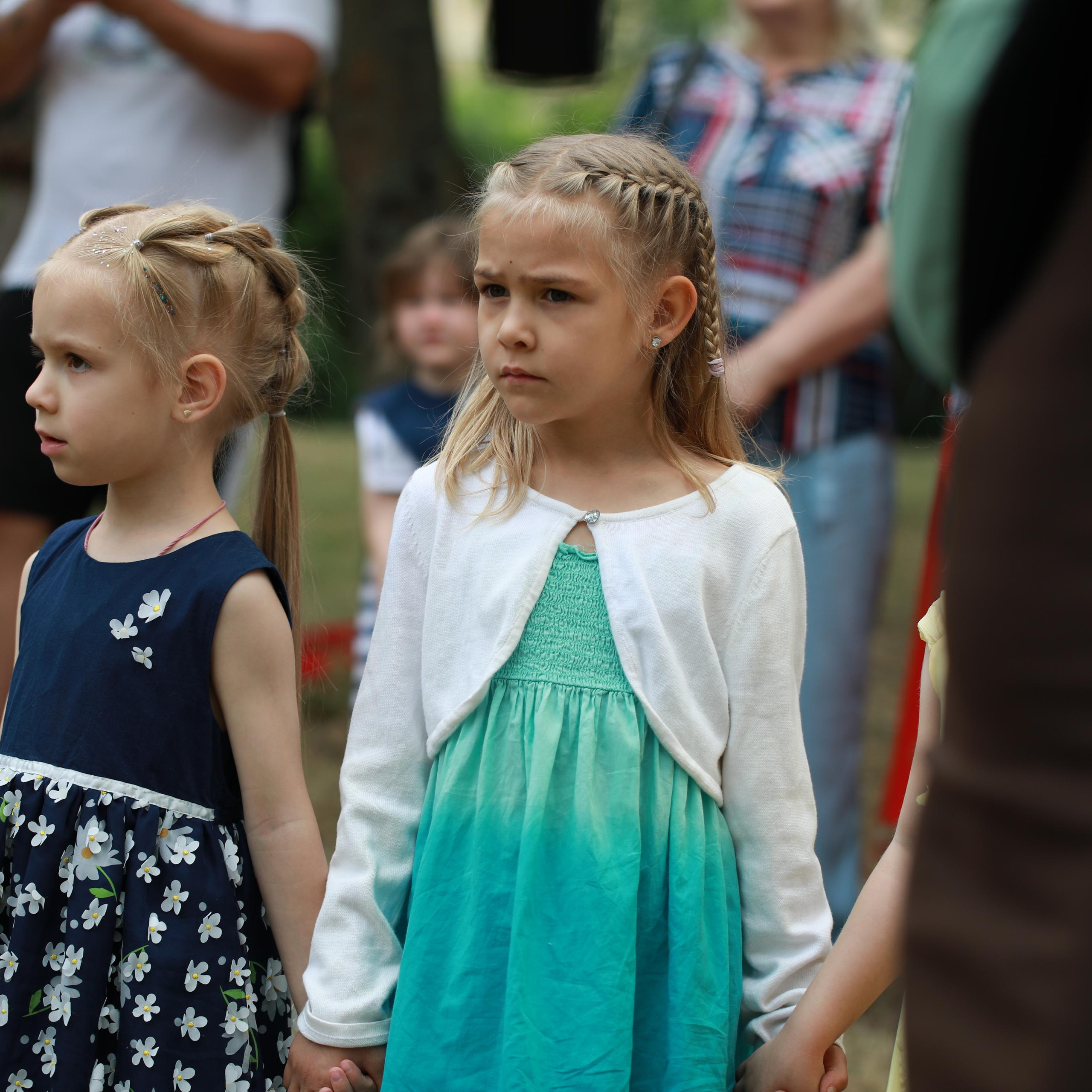 Долоньки літо 2022 випускний. Наталя Твердохліб - дитячий та сімейний фотограф в Дрездені, Німеччина