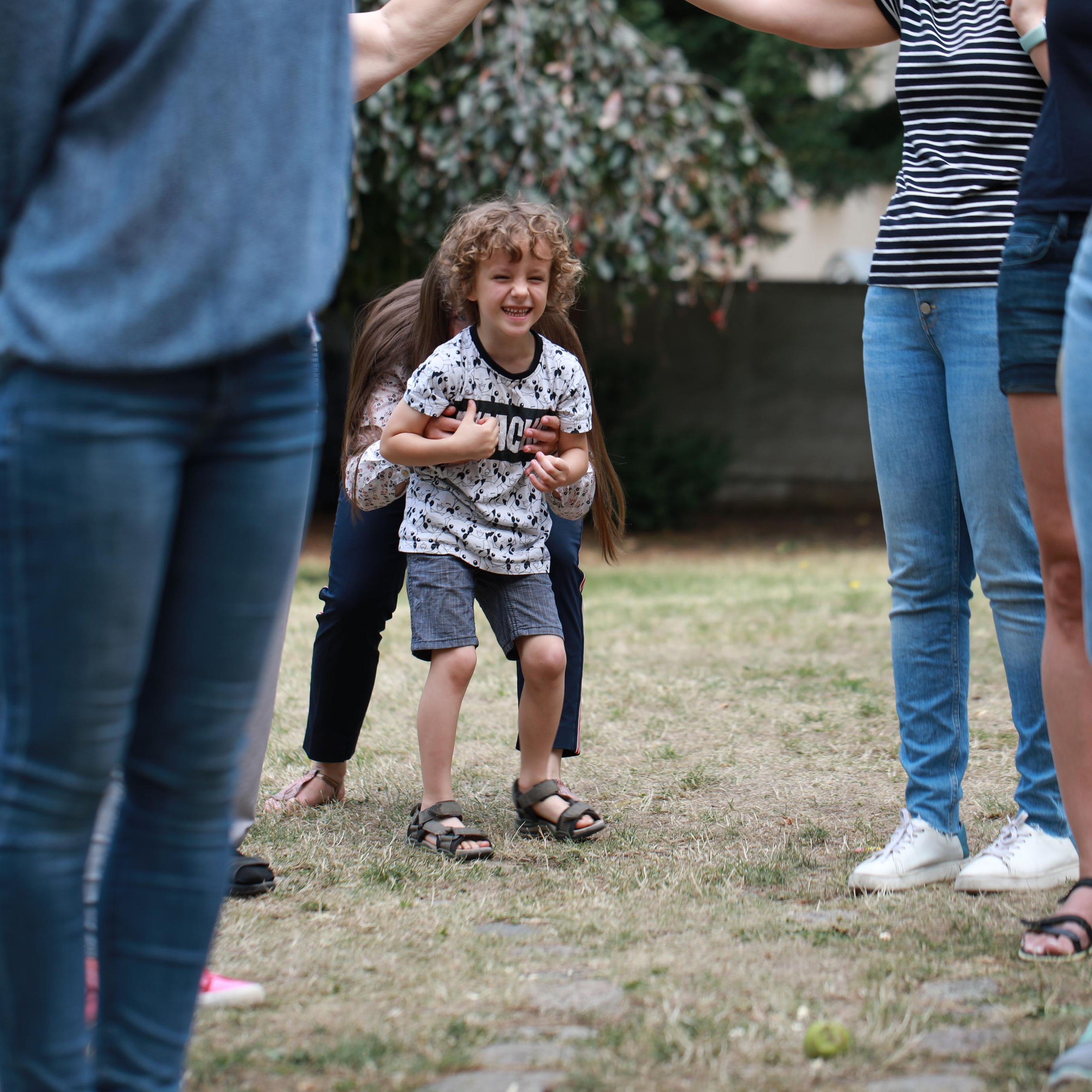 Долоньки літо 2022 випускний. Наталя Твердохліб - дитячий та сімейний фотограф в Дрездені, Німеччина